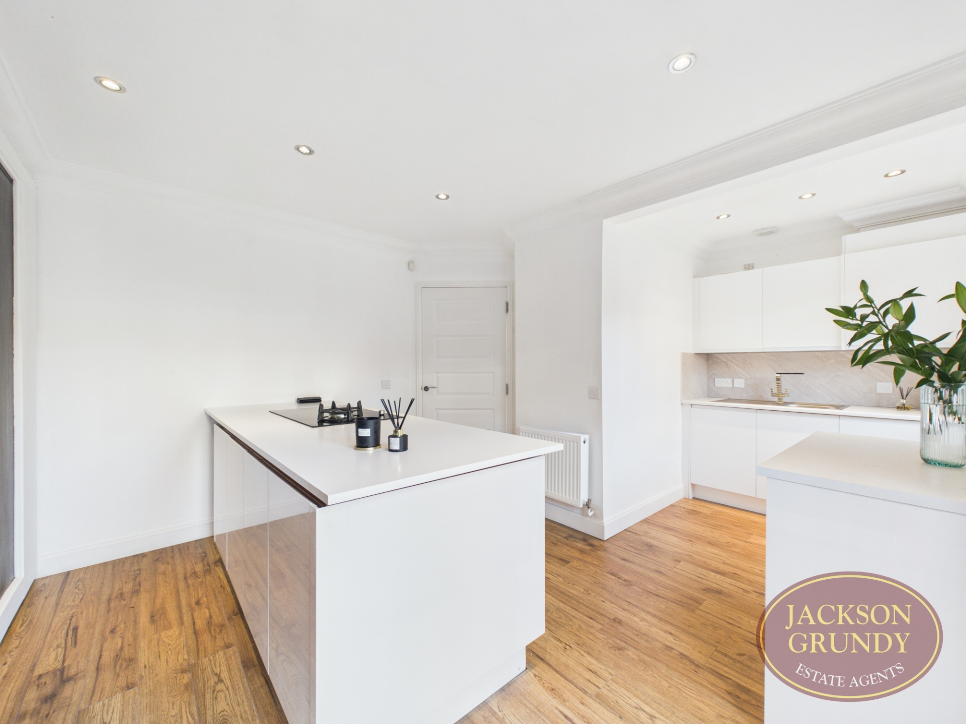 The Spinney, Grange Park, NN4 5BT, photo 7