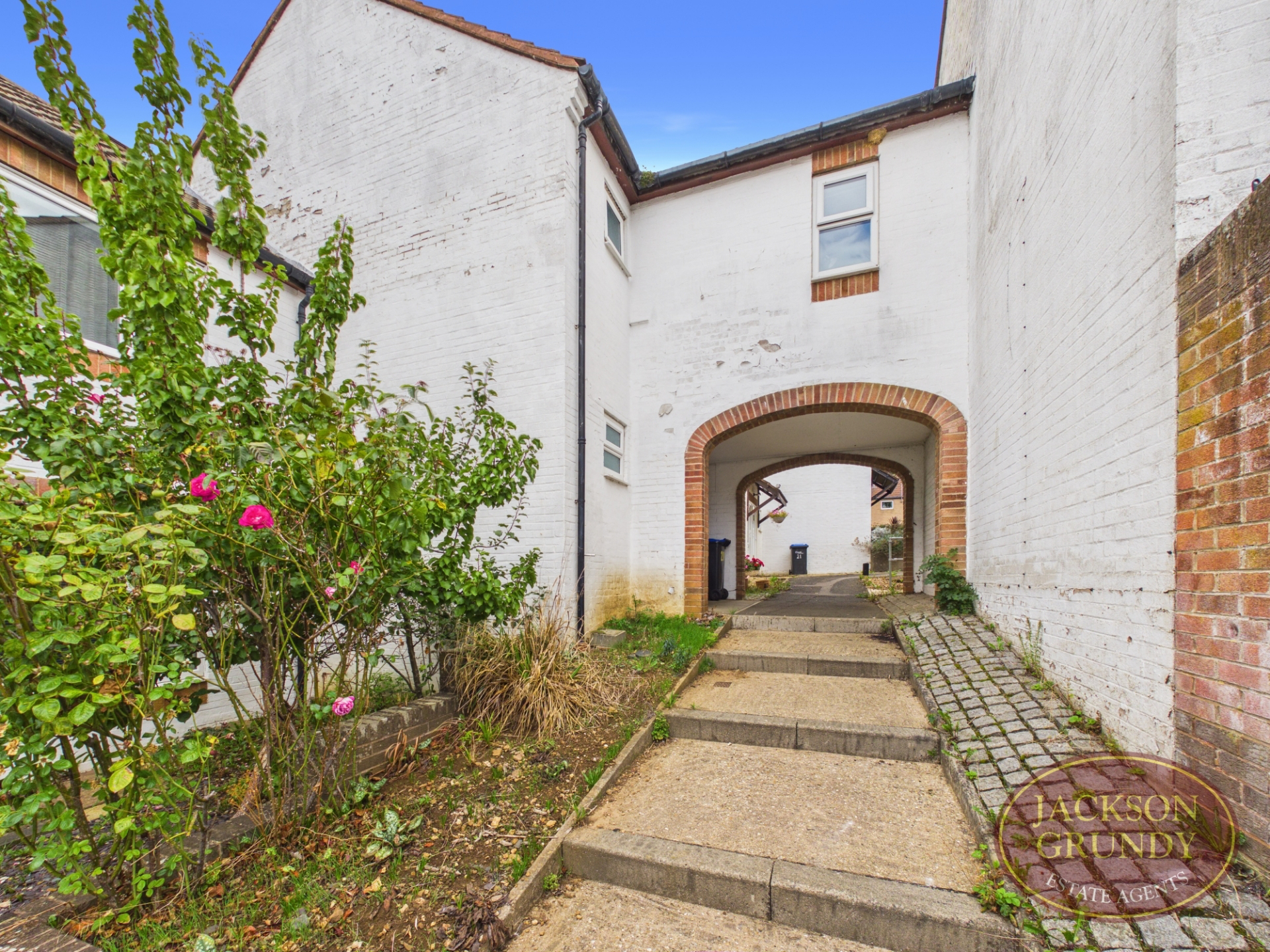 Medellin Hill, Southfields, NN3 5DF
