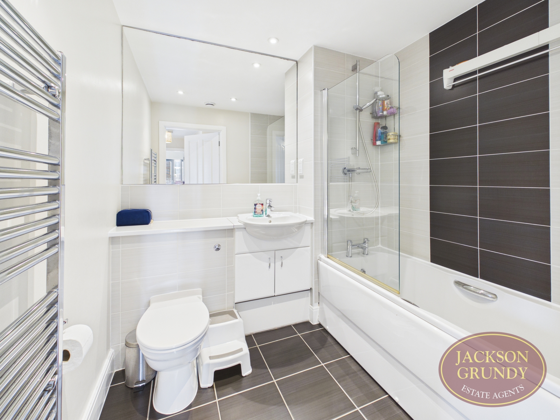 The Square, Upton, NN5 4EZ, photo 8