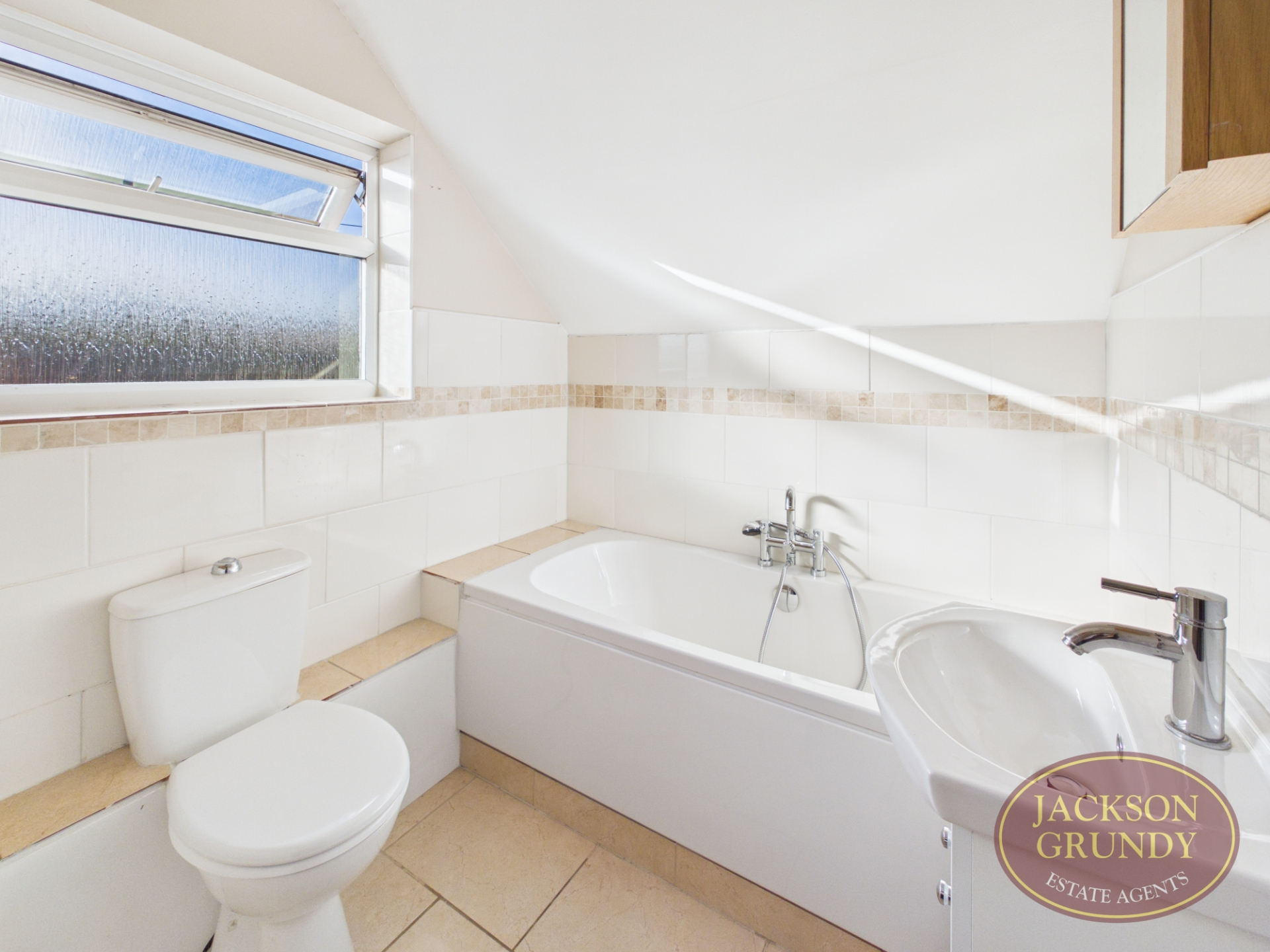 Manor Close, Harpole, NN7 4BX, photo 9
