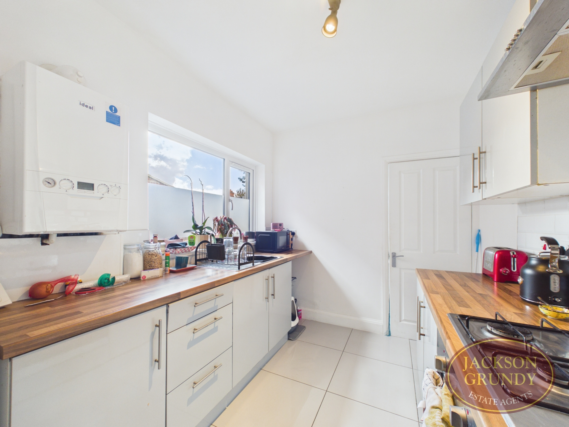 Monks Park Road, Abington, NN1 4LU, photo 2