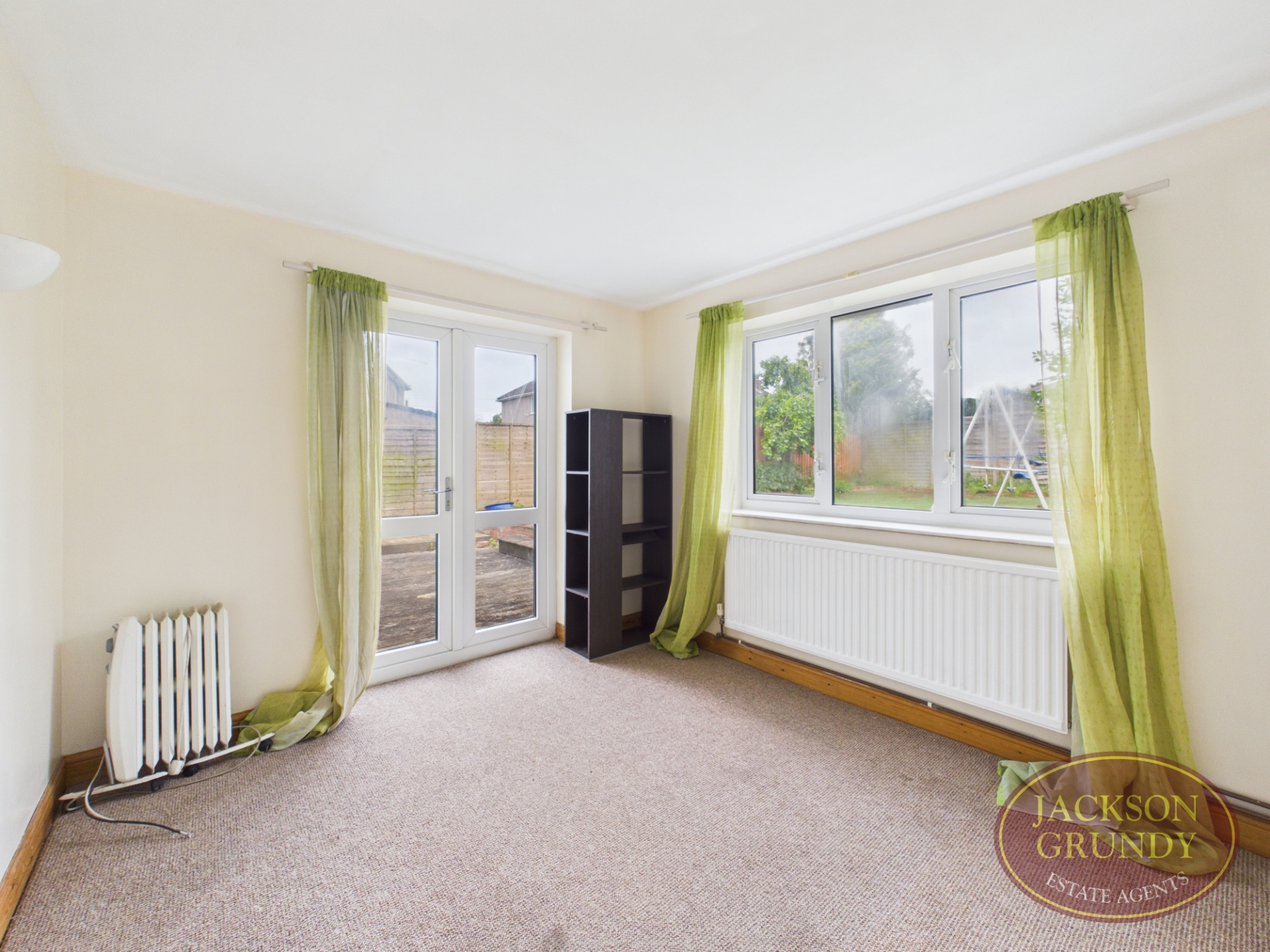 Wordsworth Road, The Headlands, NN11 9BE, photo 9