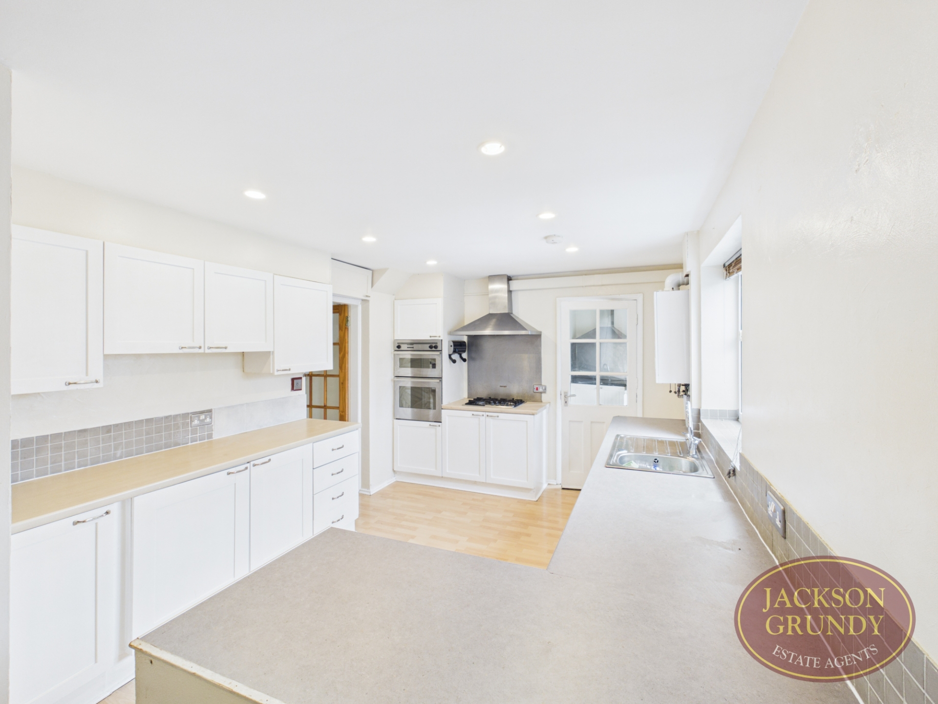 Wordsworth Road, The Headlands, NN11 9BE, photo 5
