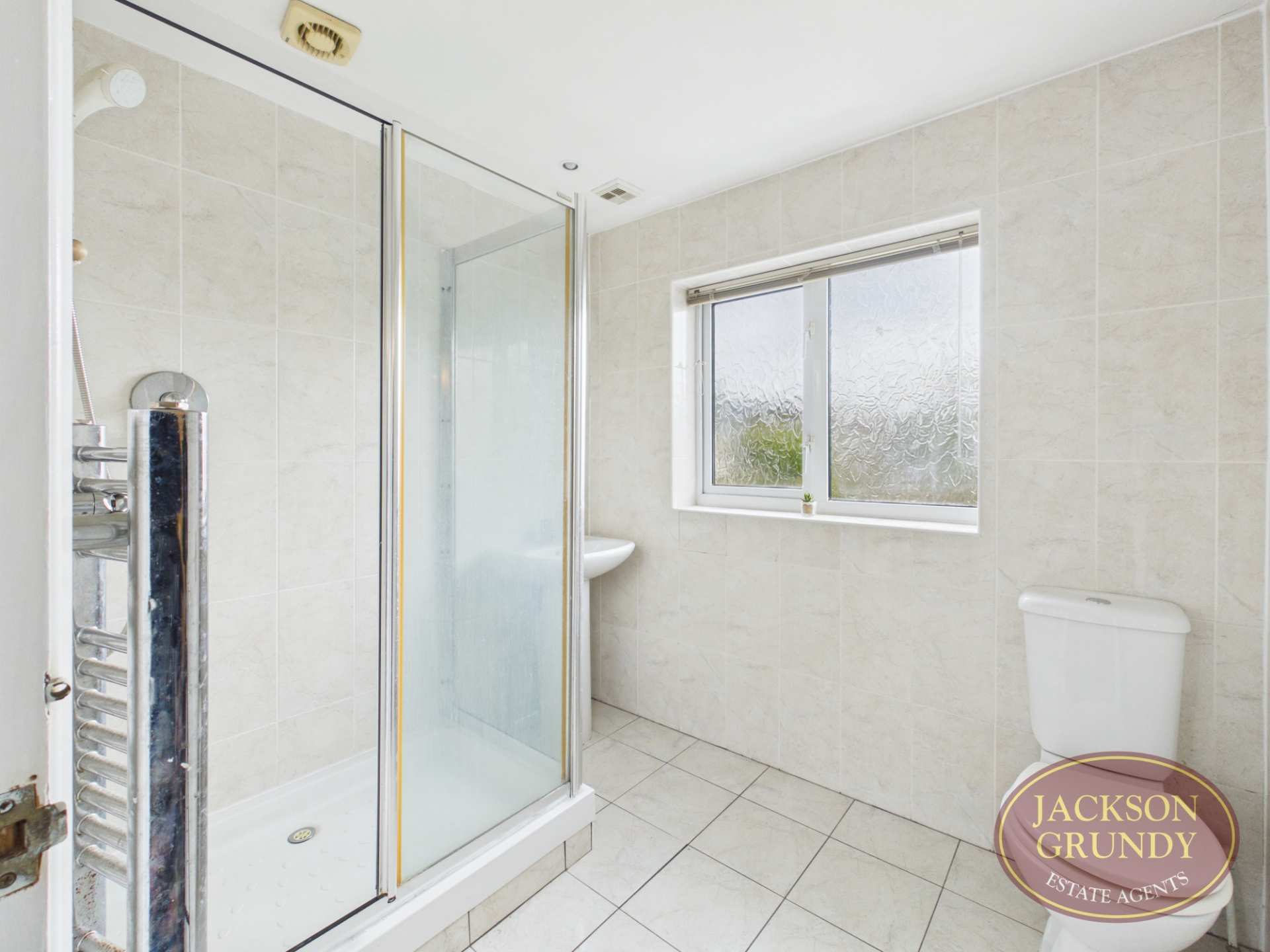 Wordsworth Road, The Headlands, NN11 9BE, photo 17