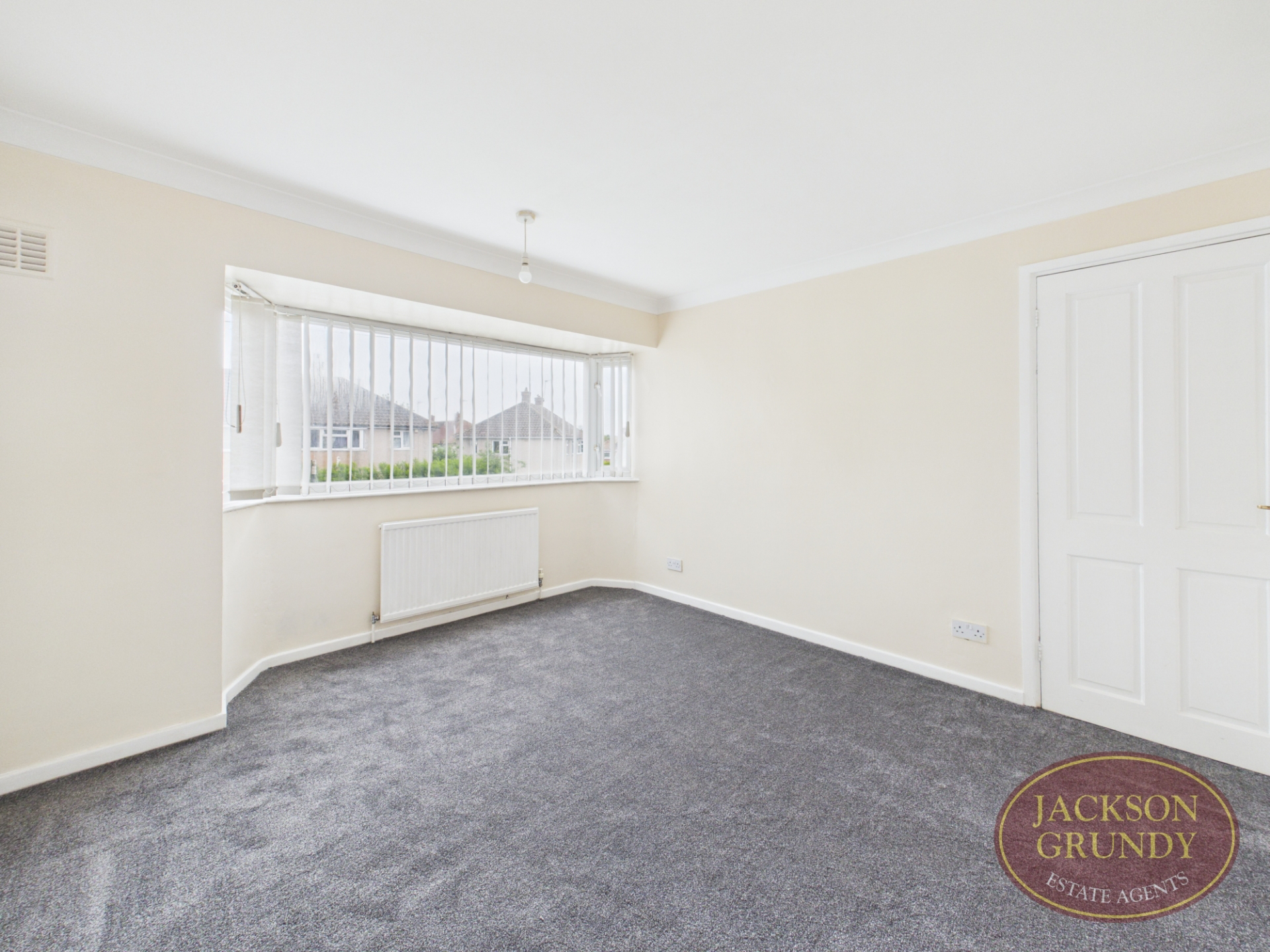 Wordsworth Road, The Headlands, NN11 9BE, photo 11