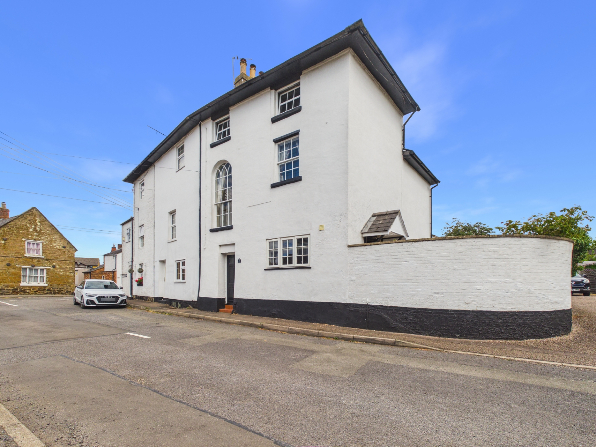 Knutsford Lane, Long Buckby, NN6 7RL
