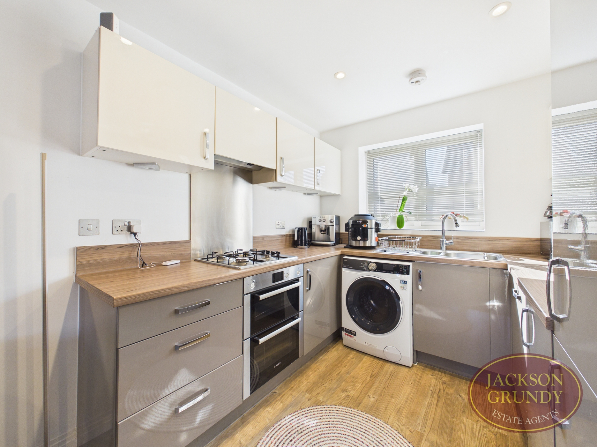 Wymondham Close, Monksmoor, NN11 2PN, photo 3