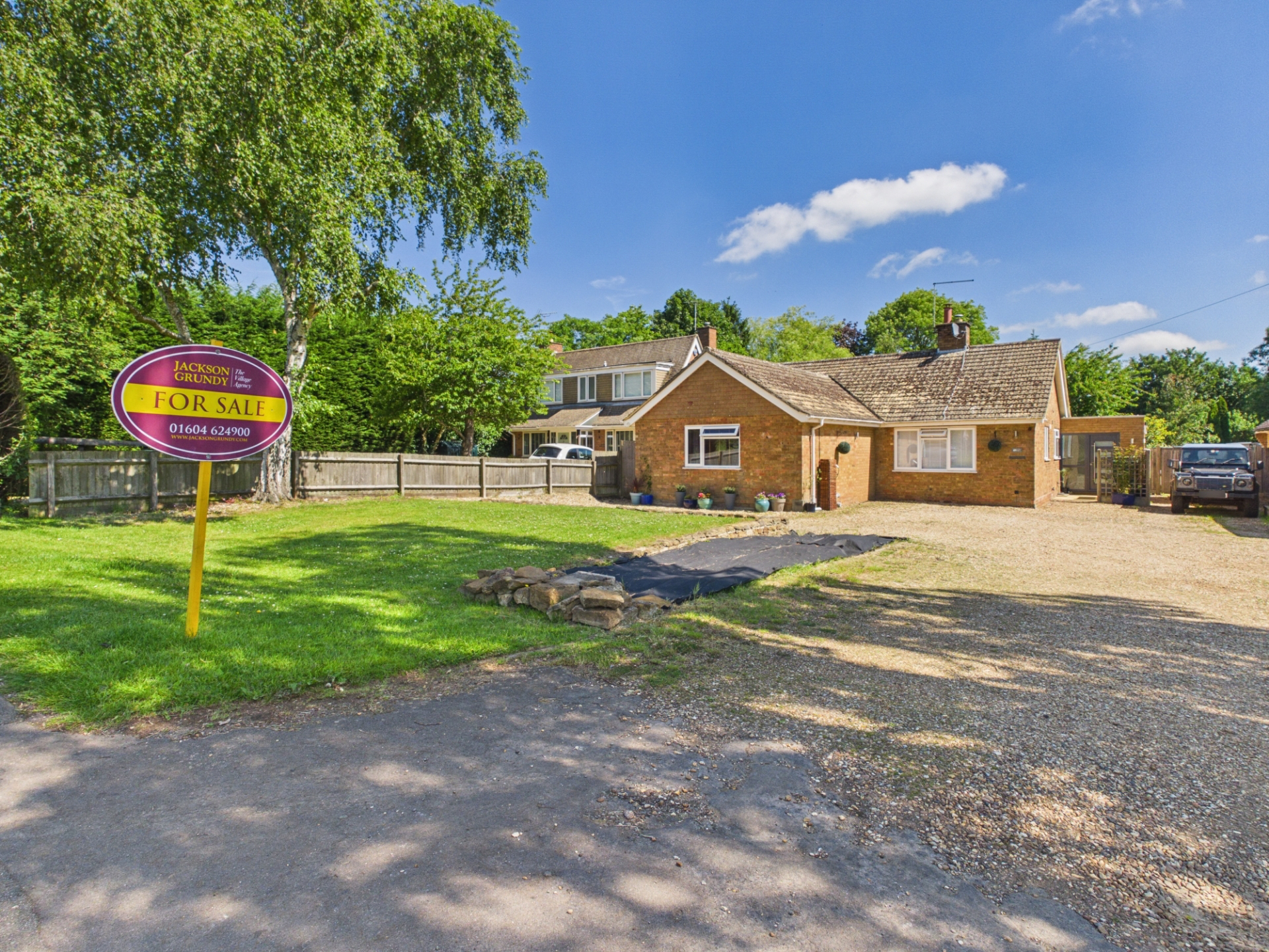 West Haddon Road, Guilsborough, NN6 8QL