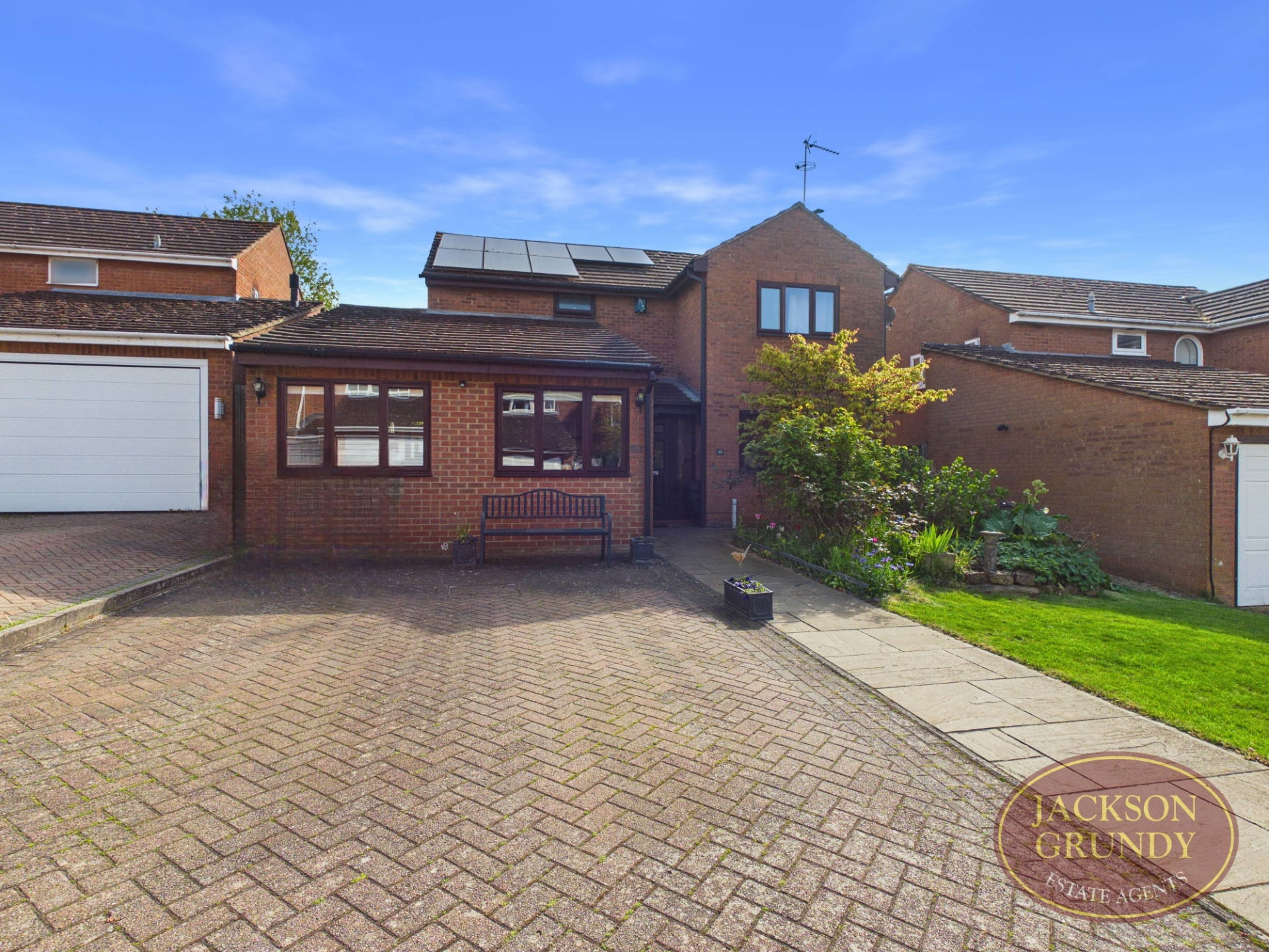 Paddock Close, Ravensthorpe, NN6 8EQ