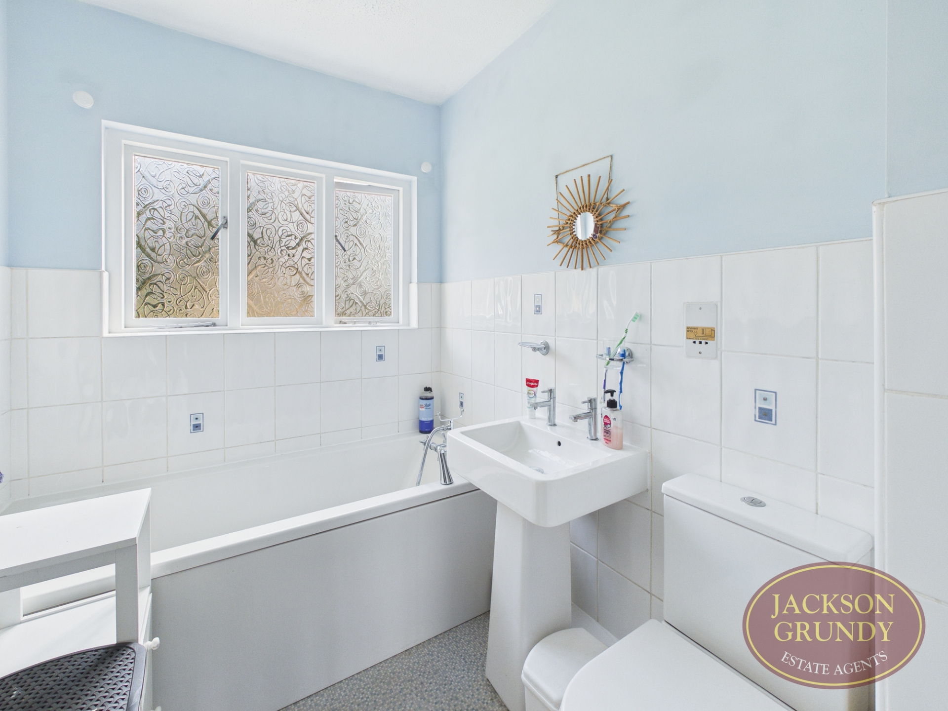 Main Street, Watford, NN6 7UY, photo 6