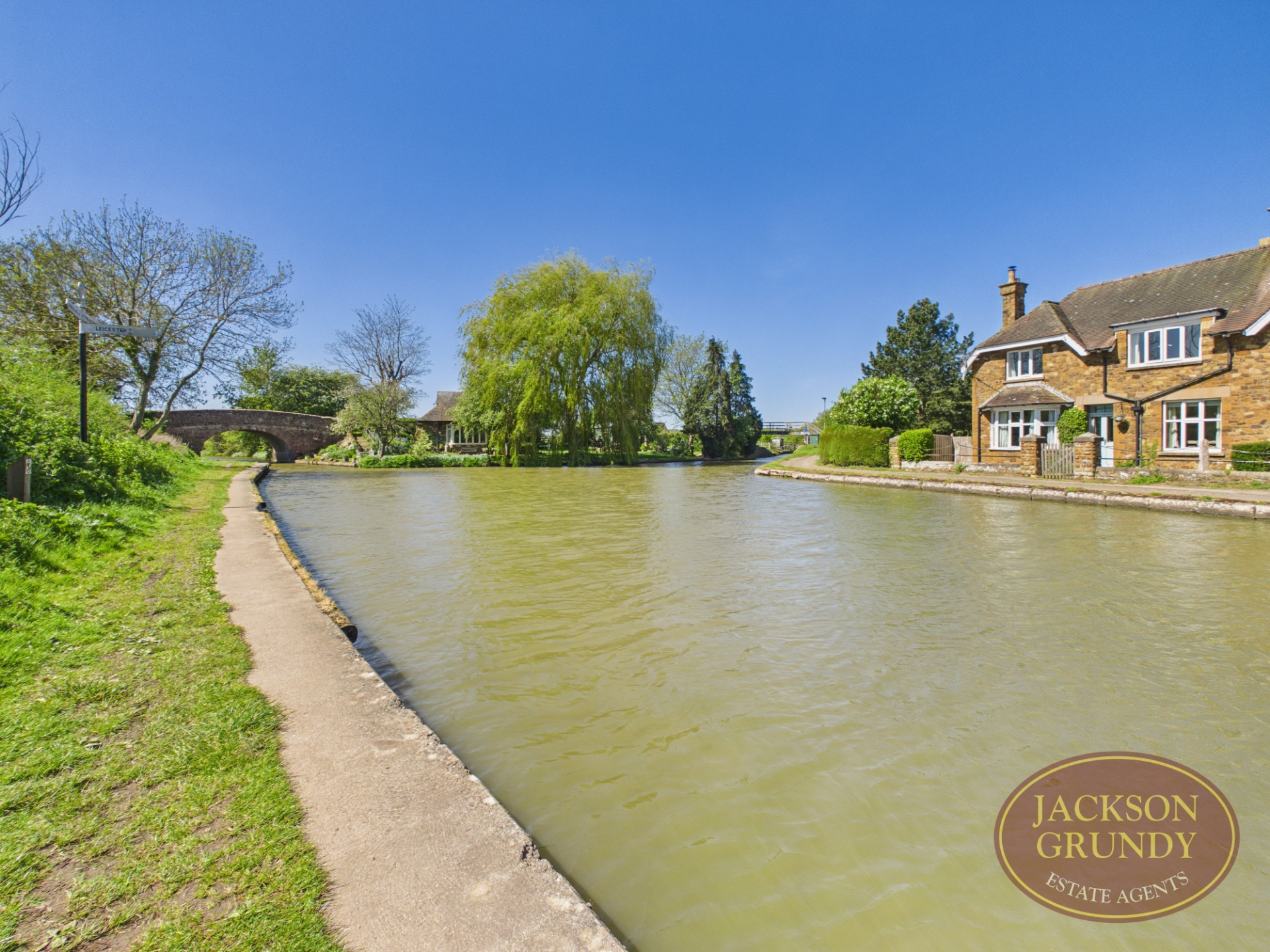 Long Buckby Wharf, Long Buckby, NN6 7PE