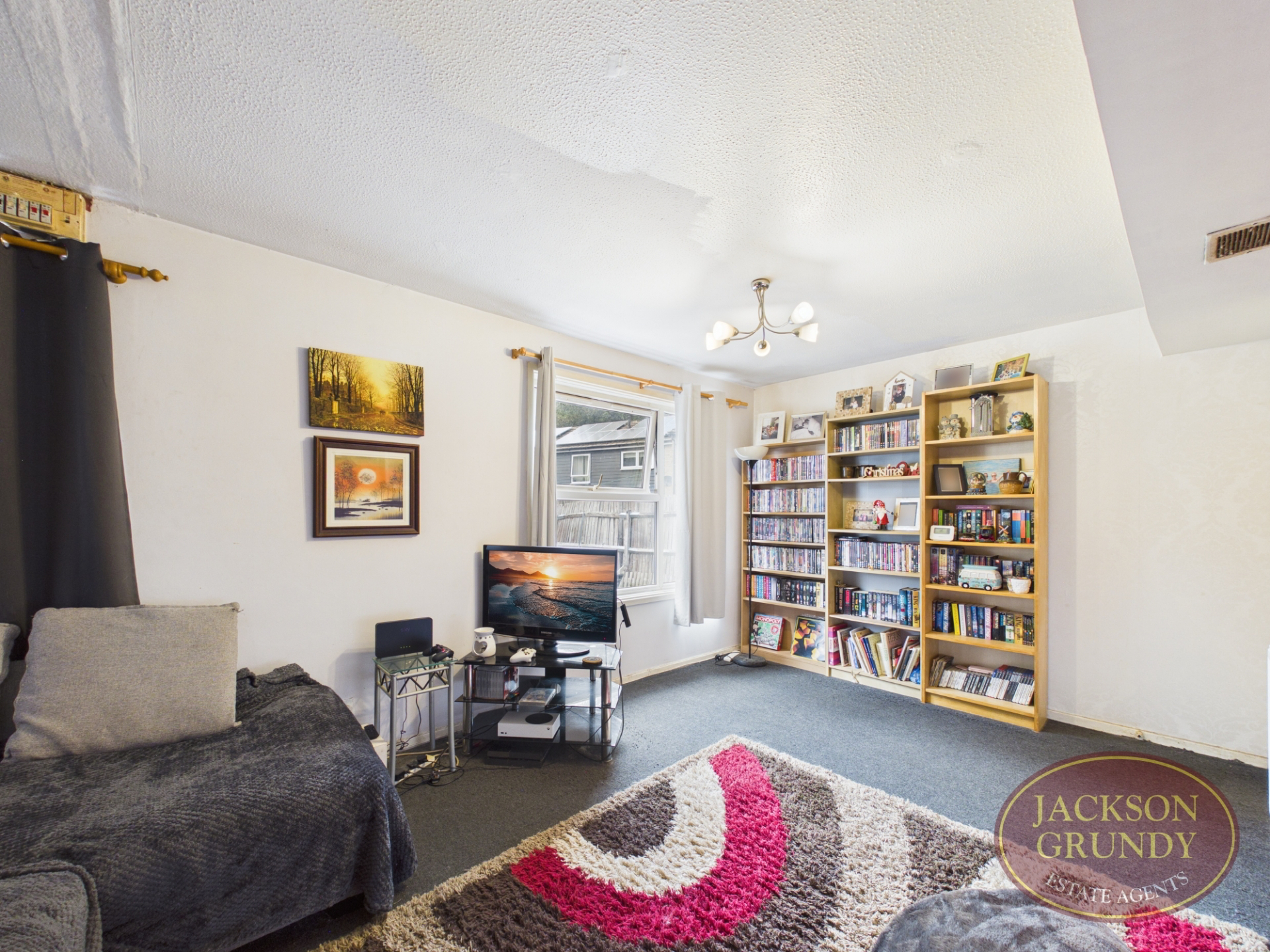 Leyside Court, Goldings, NN3 8XT, photo 2