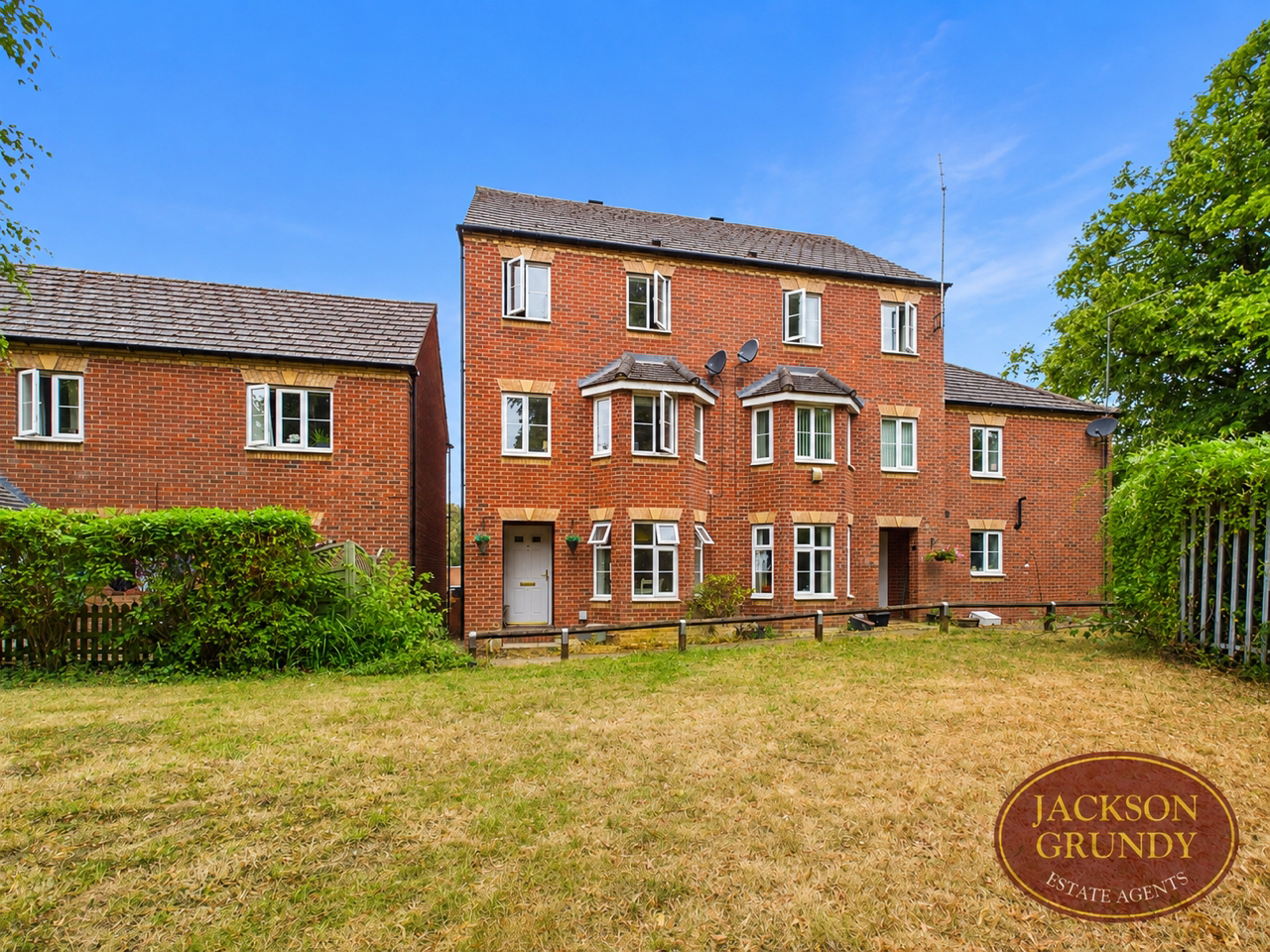 Bowling Green Lane, St Crispin, NN5 4BN