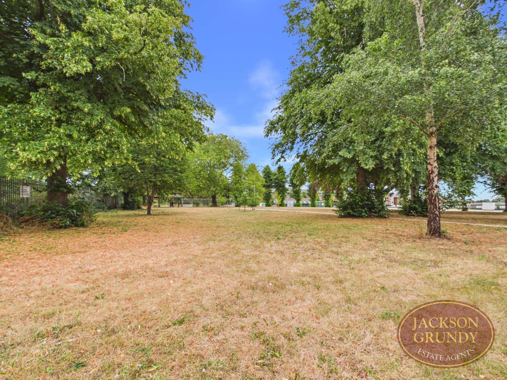 Bowling Green Lane, St Crispin, NN5 4BN, photo 12