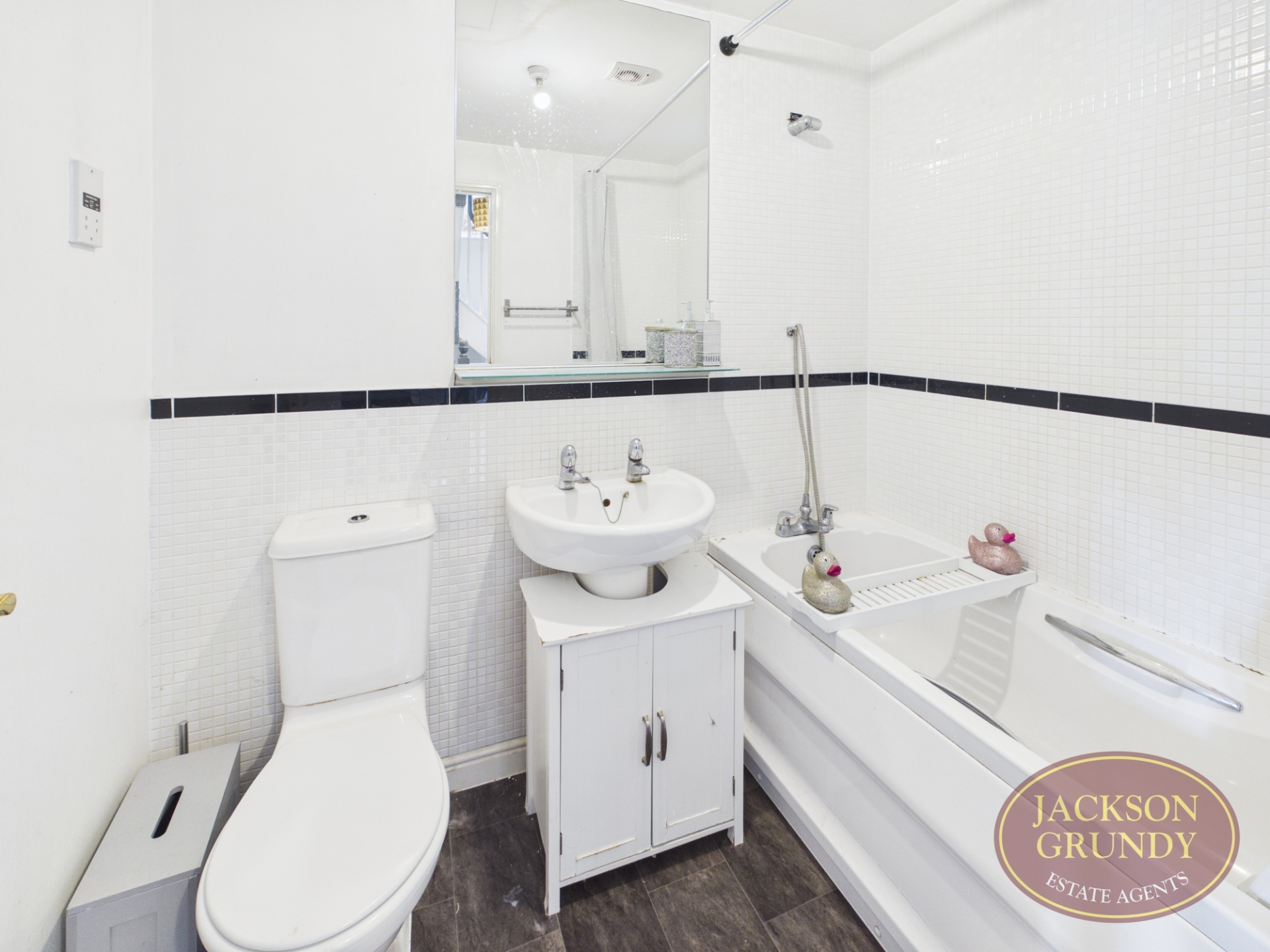 Bowling Green Lane, St Crispin, NN5 4BN, photo 6
