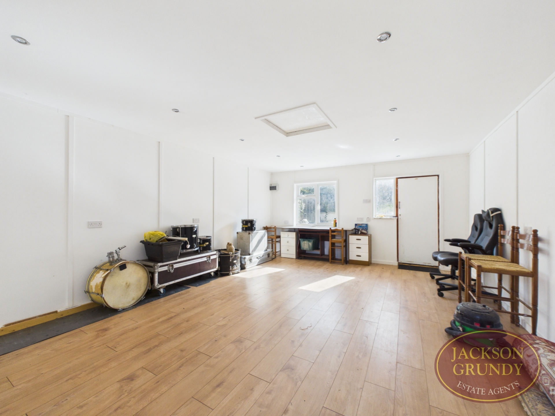 Balfour Road, Queens Park, NN2 6JP, photo 16