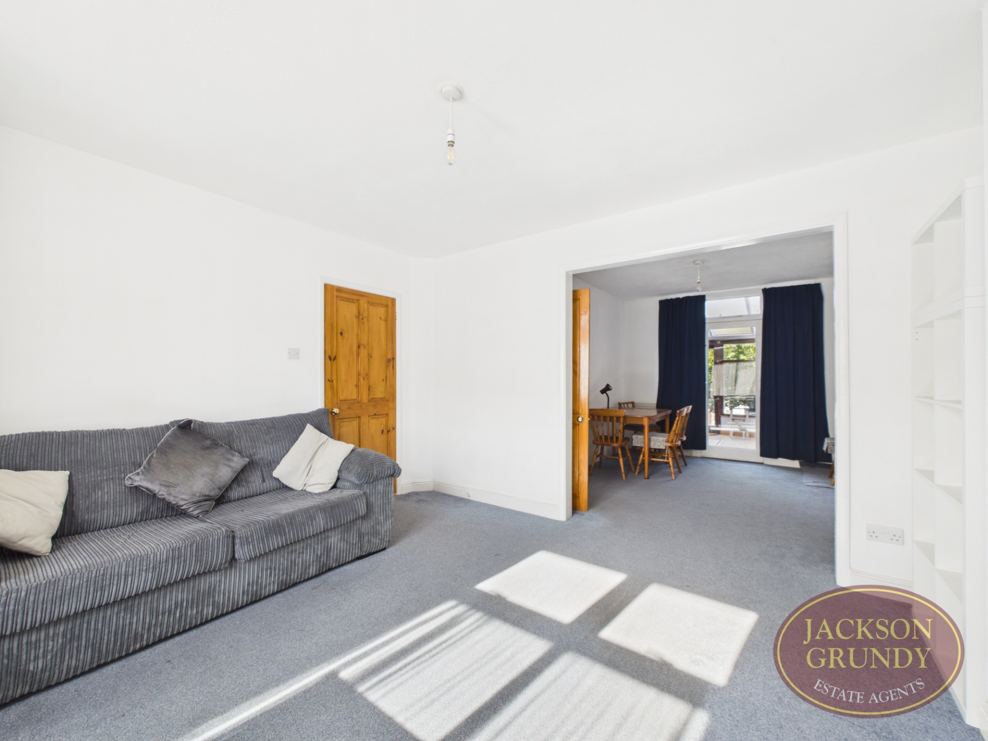 Balfour Road, Queens Park, NN2 6JP, photo 2