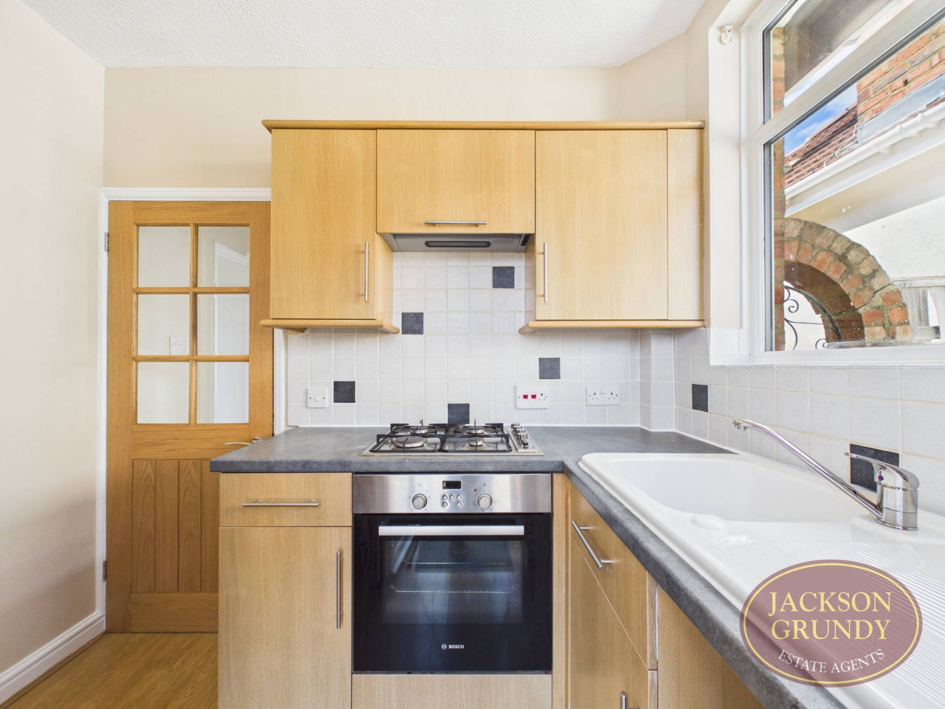 Ellesmere Avenue, Duston, NN5 5NW, photo 4