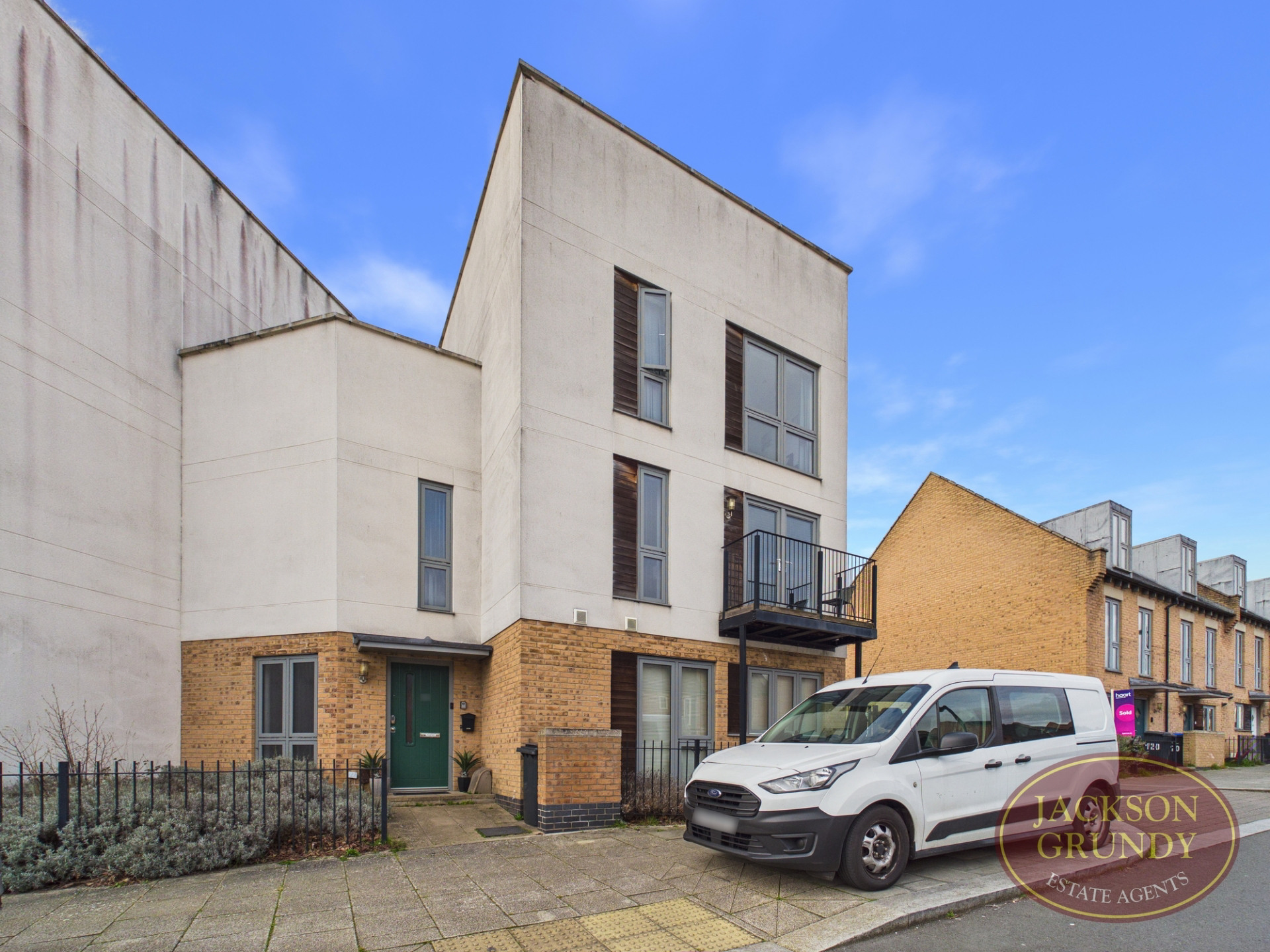 Knot Tiers Drive, Upton, NN5 4AY