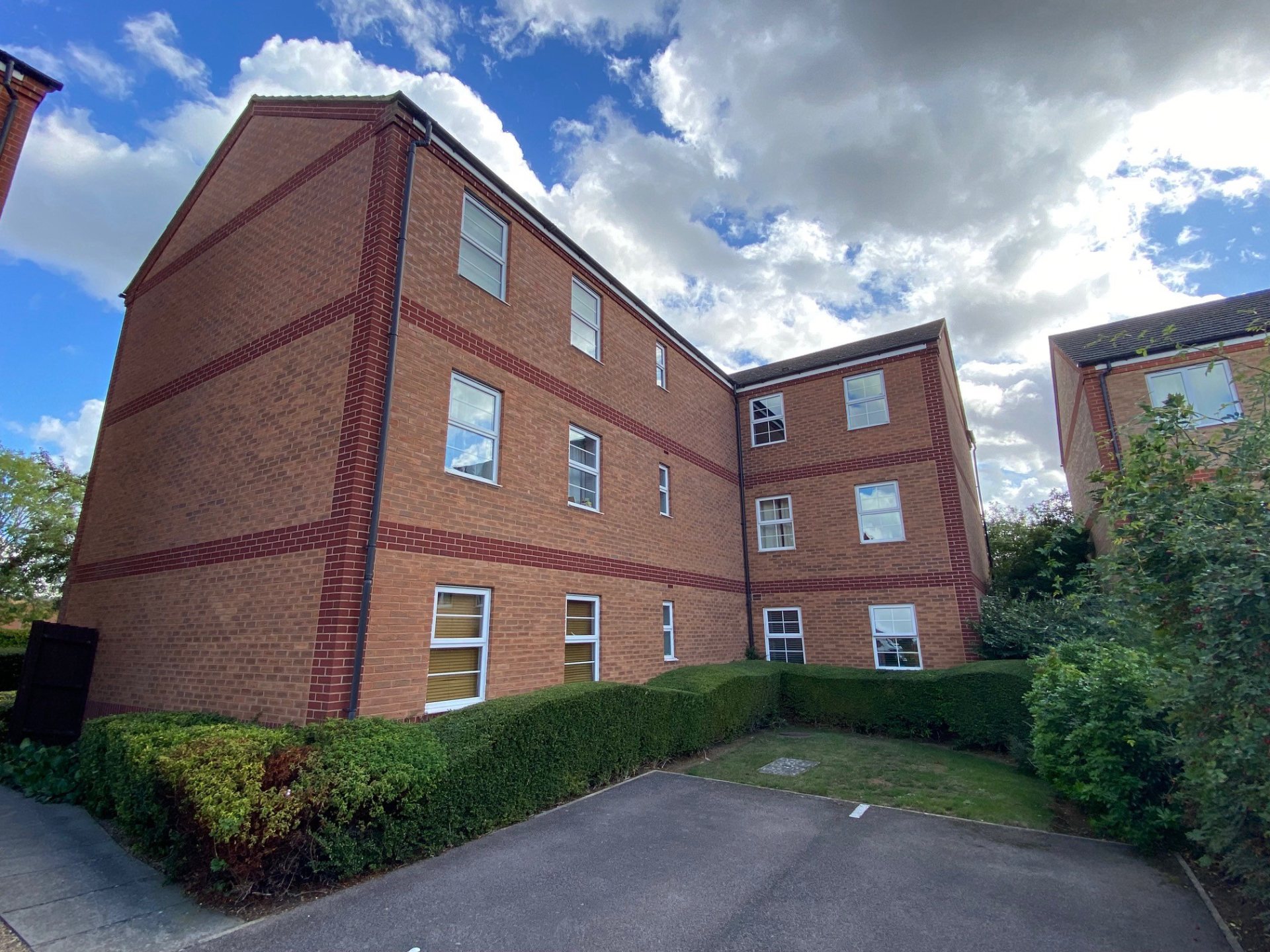 Newport Pagnell Road, Wootton, NN4 6LT
