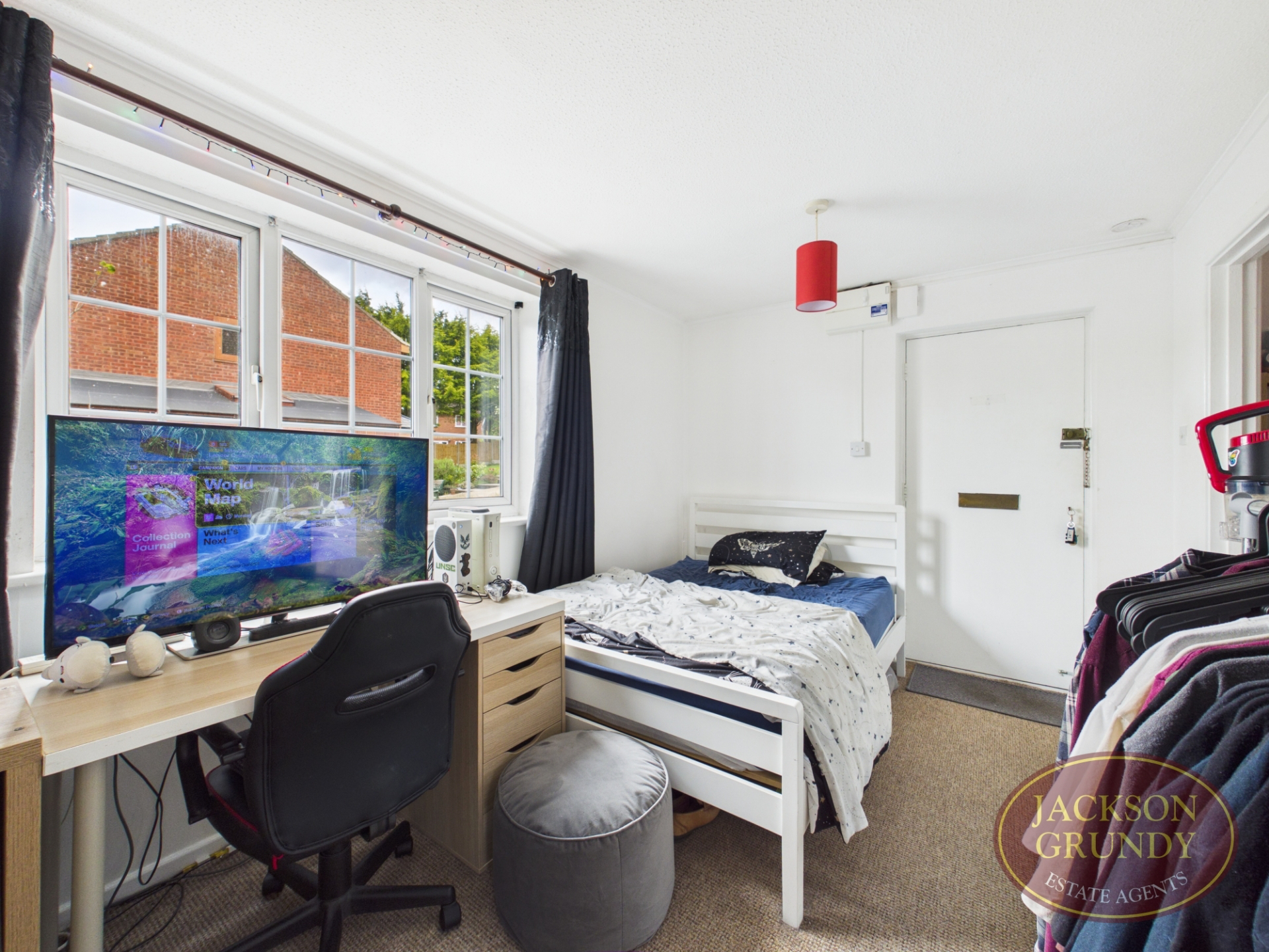 Balliol Road, Stefen Hill, NN11 4SF, photo 3