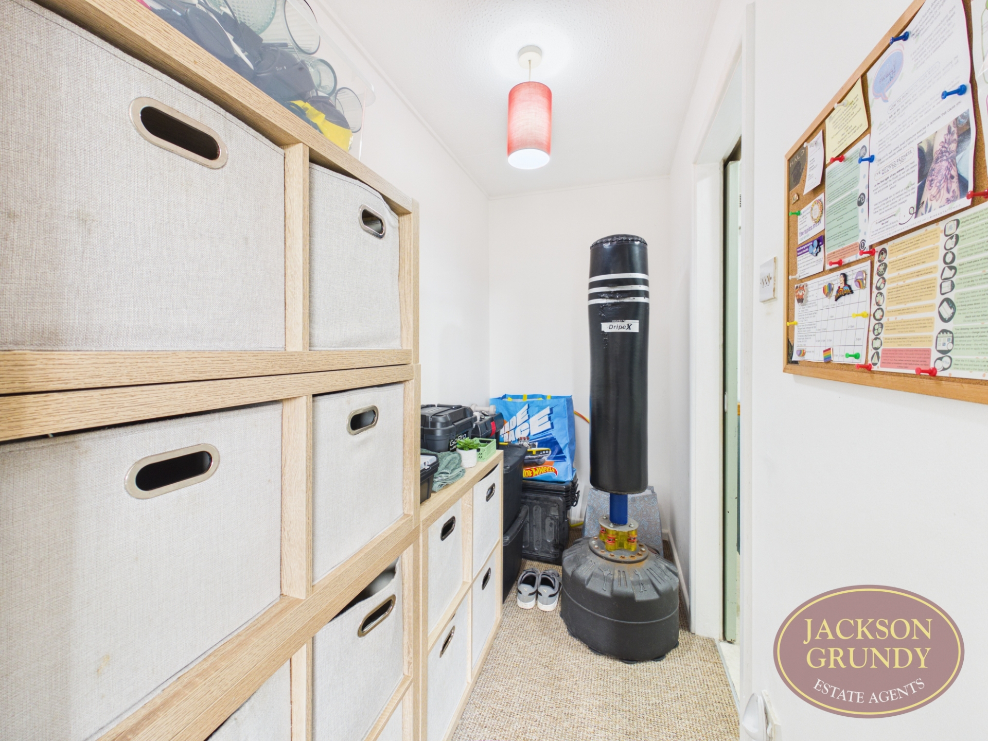 Balliol Road, Stefen Hill, NN11 4SF, photo 5