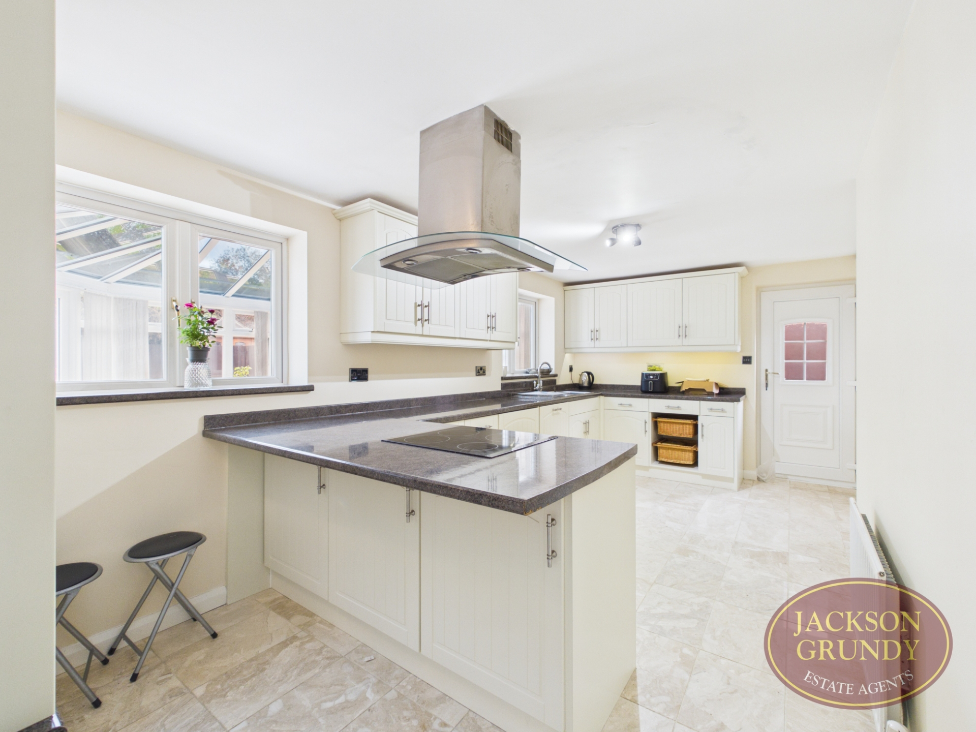 Camelot Way, Duston, NN5 4BG, photo 3