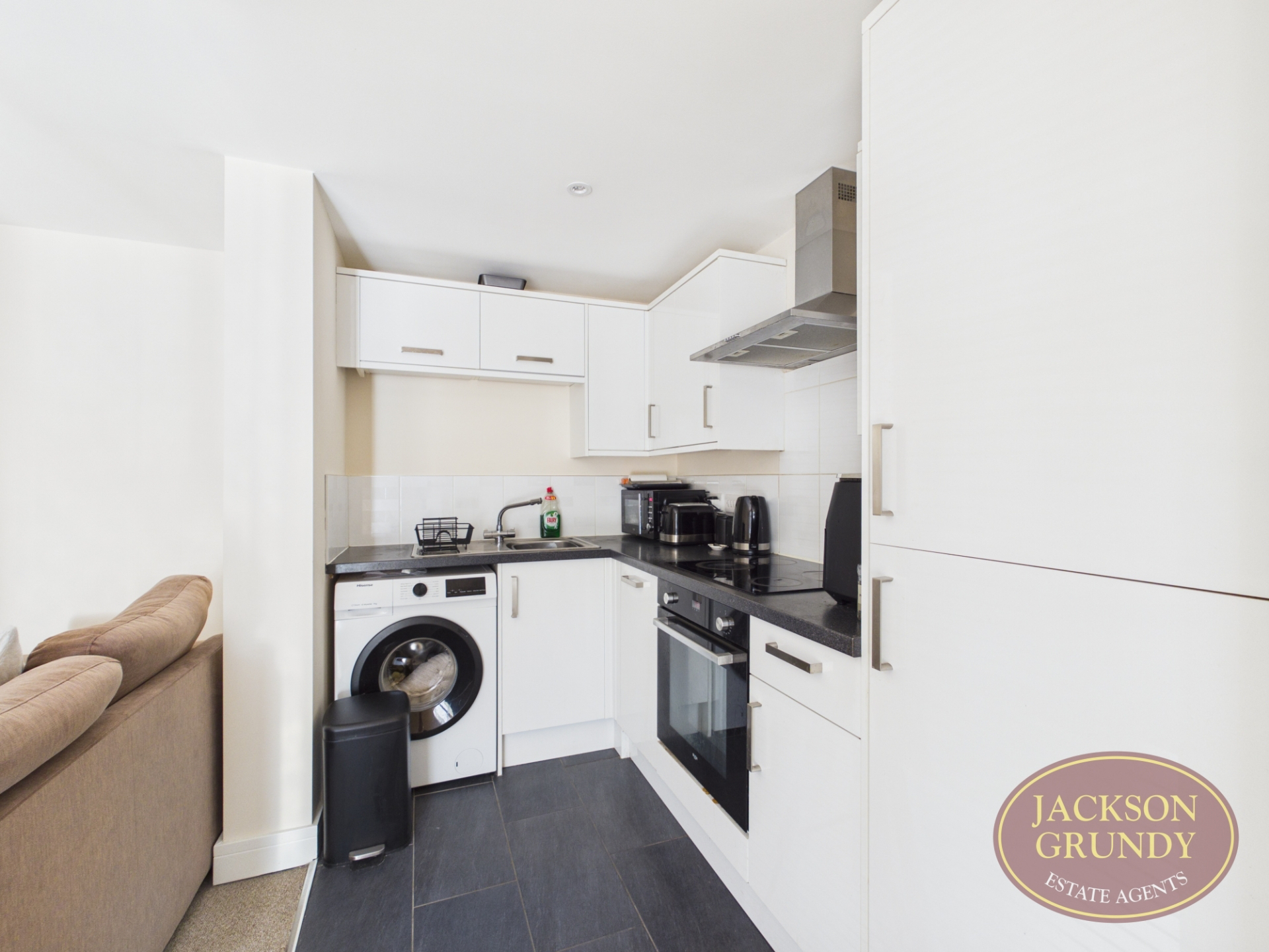 Ashby Wood Drive, Upton, NN5 4DQ, photo 2