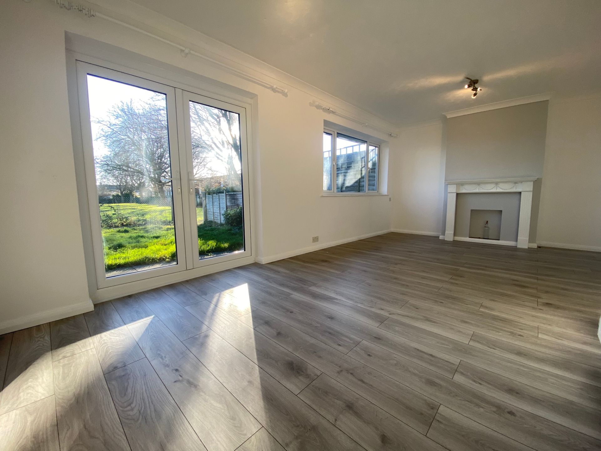 Churchill Avenue, Boothville, NN3 6NY, photo 2