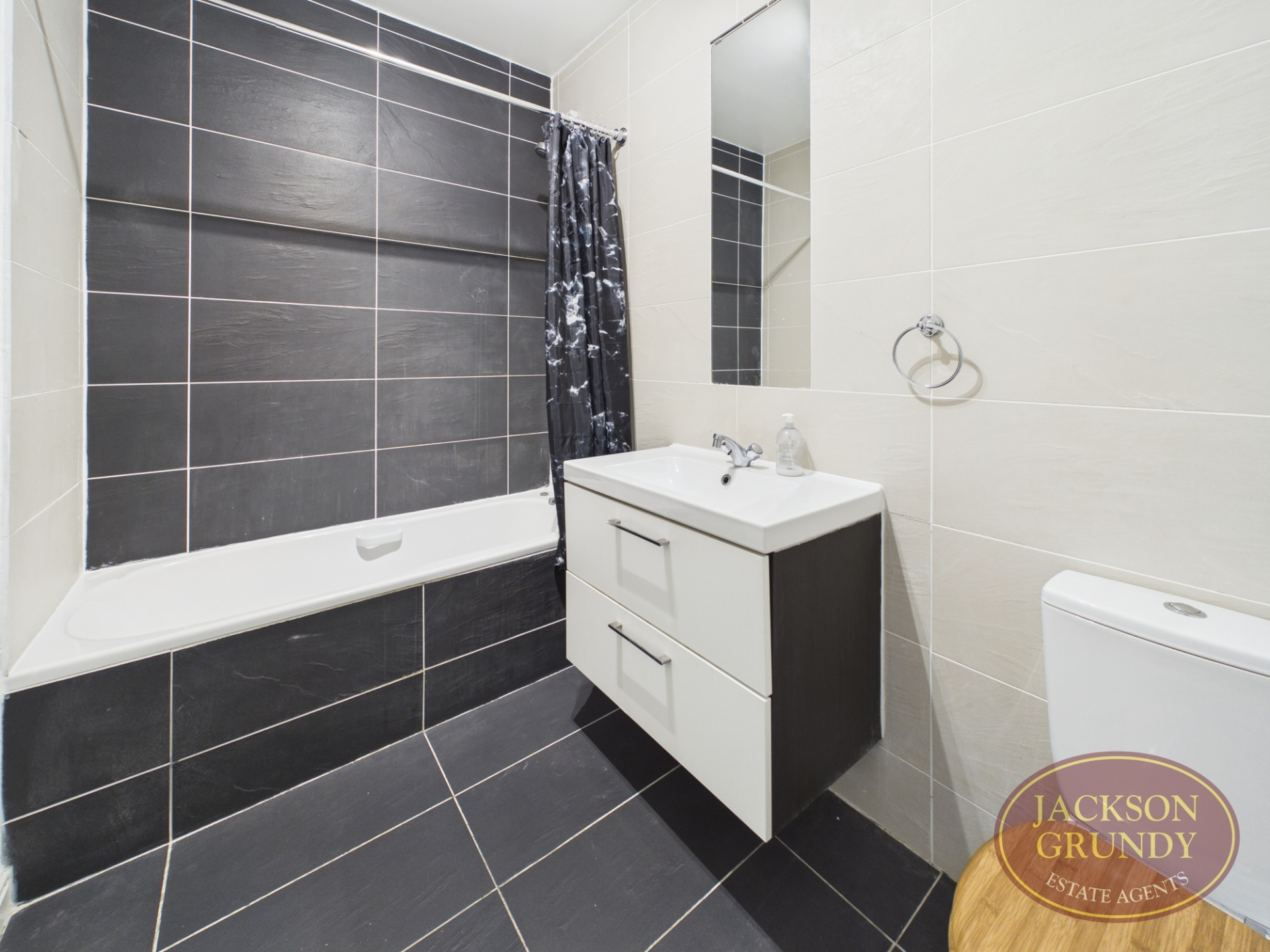 Roe Road, Abington, NN1 4PH, photo 14