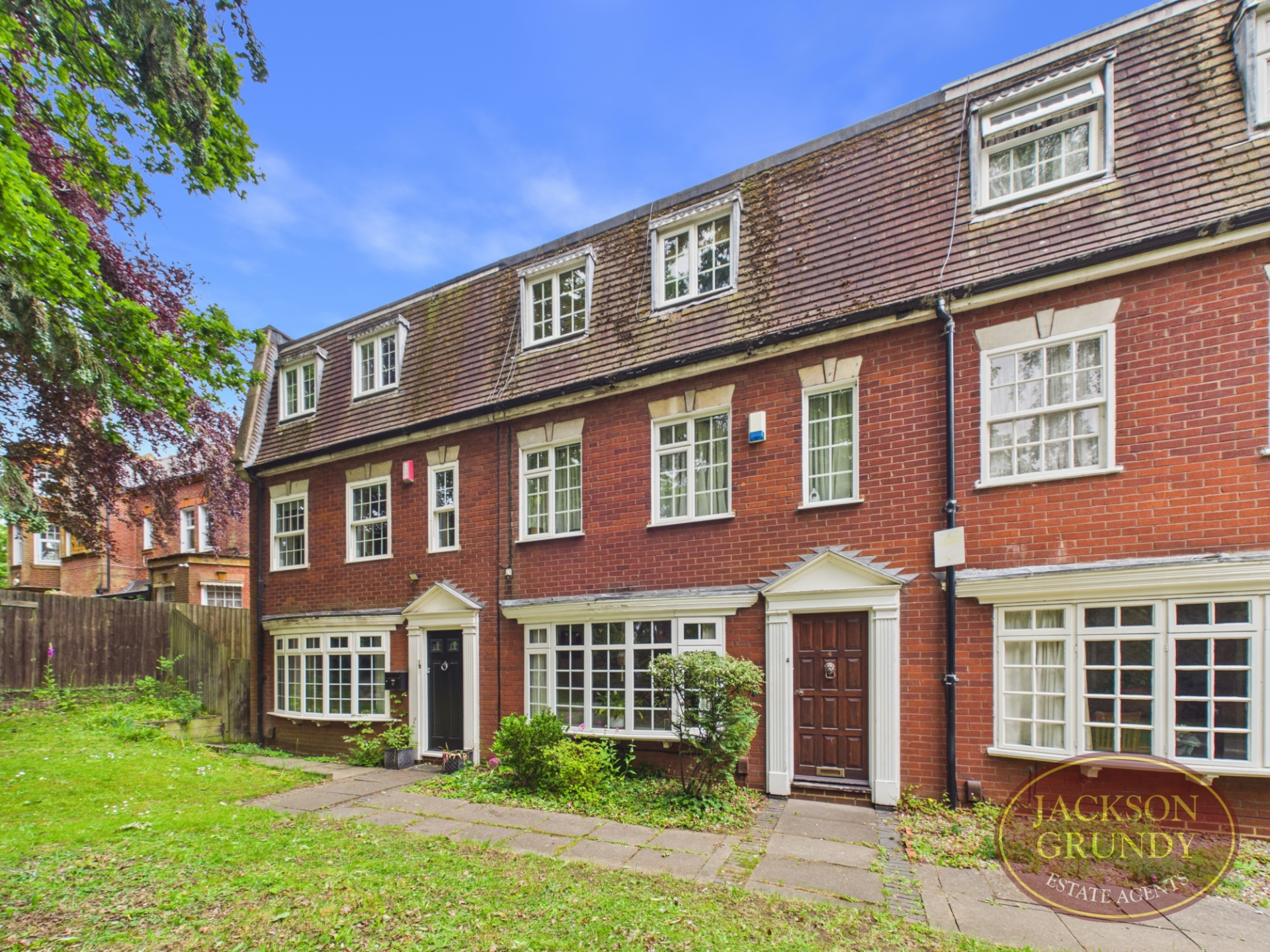 Harlestone Road, Northampton, NN5 7AP