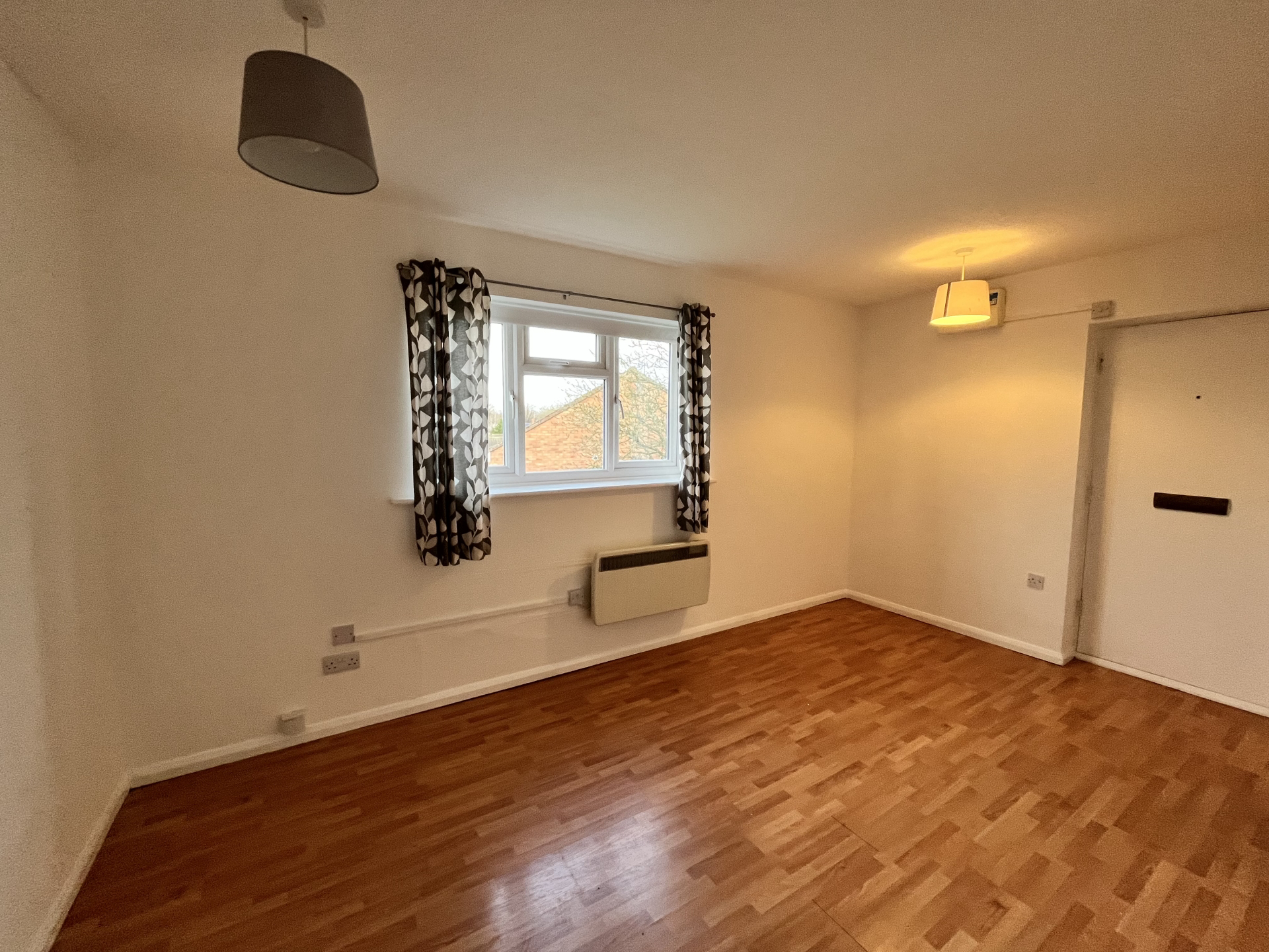St. Johns Close, Daventry, NN11 4SH, photo 2