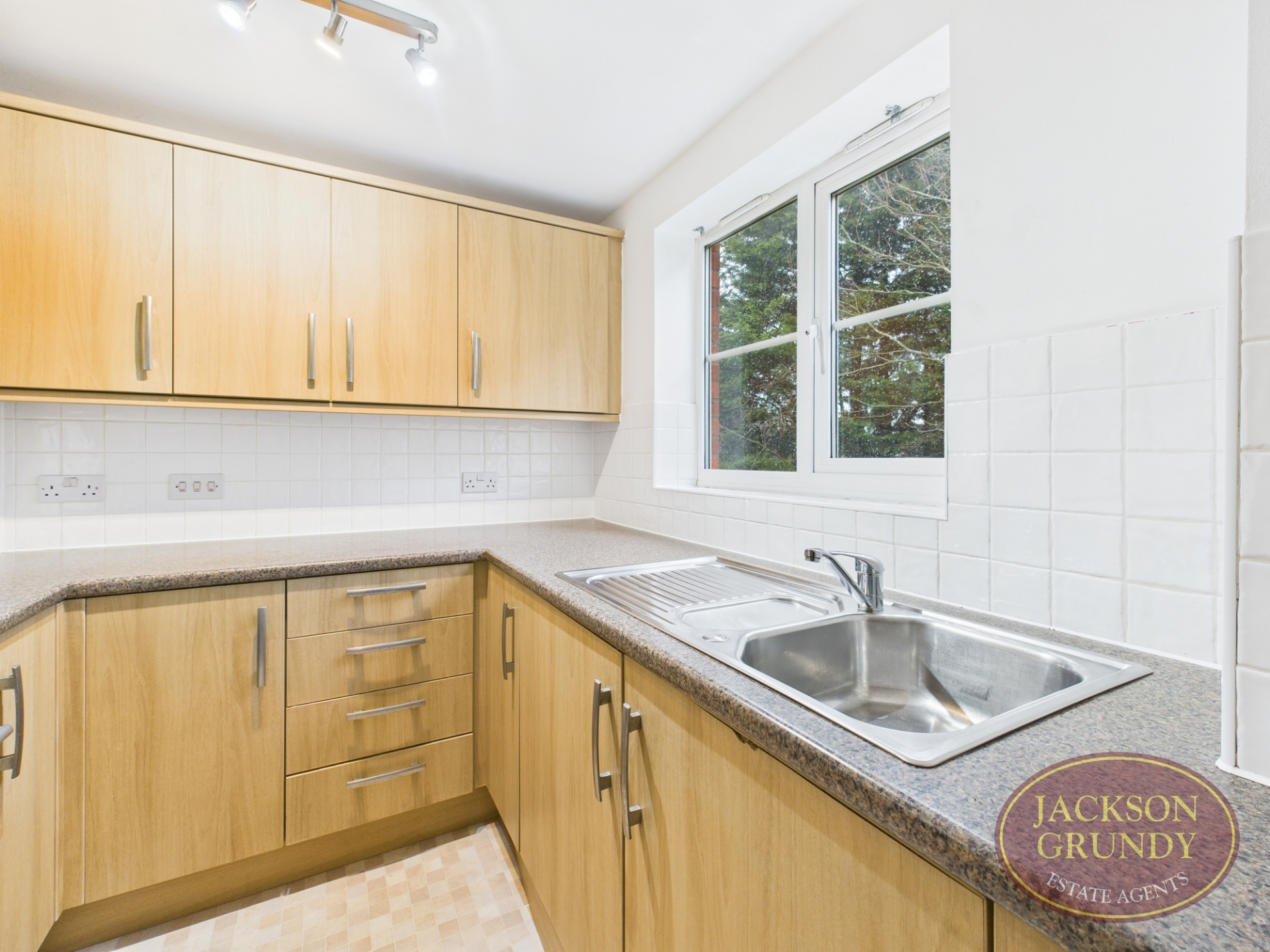Daneholme Close, Daventry, NN11 0PN, photo 9