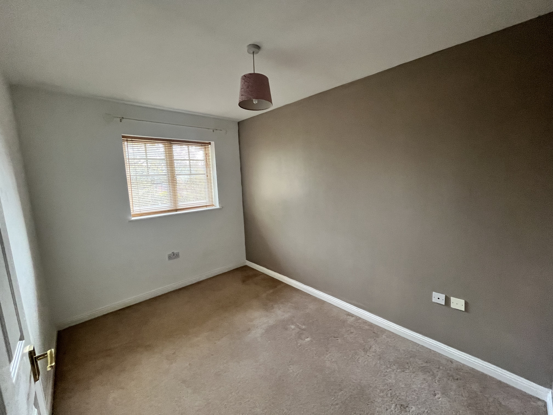 Harrow Lane, Lang Farm, NN11 0GW, photo 8