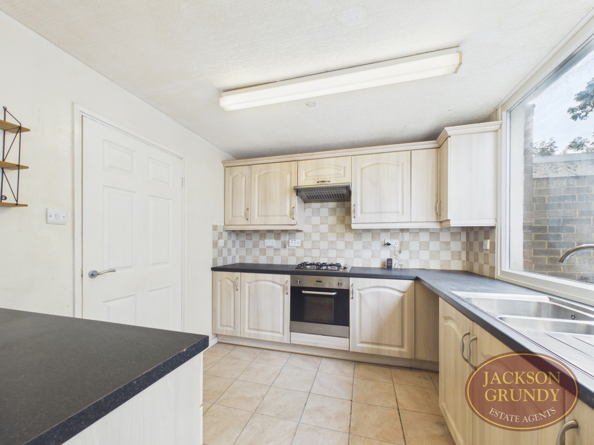 Thyme Court, Lumbertubs, NN3 8HY, photo 5