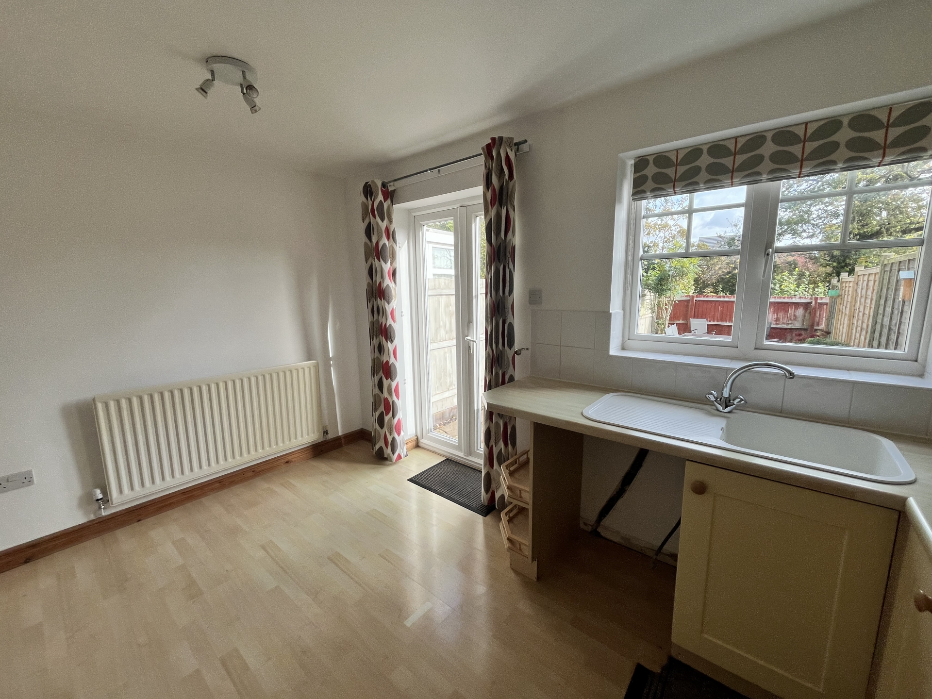 Harrow Lane, Lang Farm, NN11 0GW, photo 4