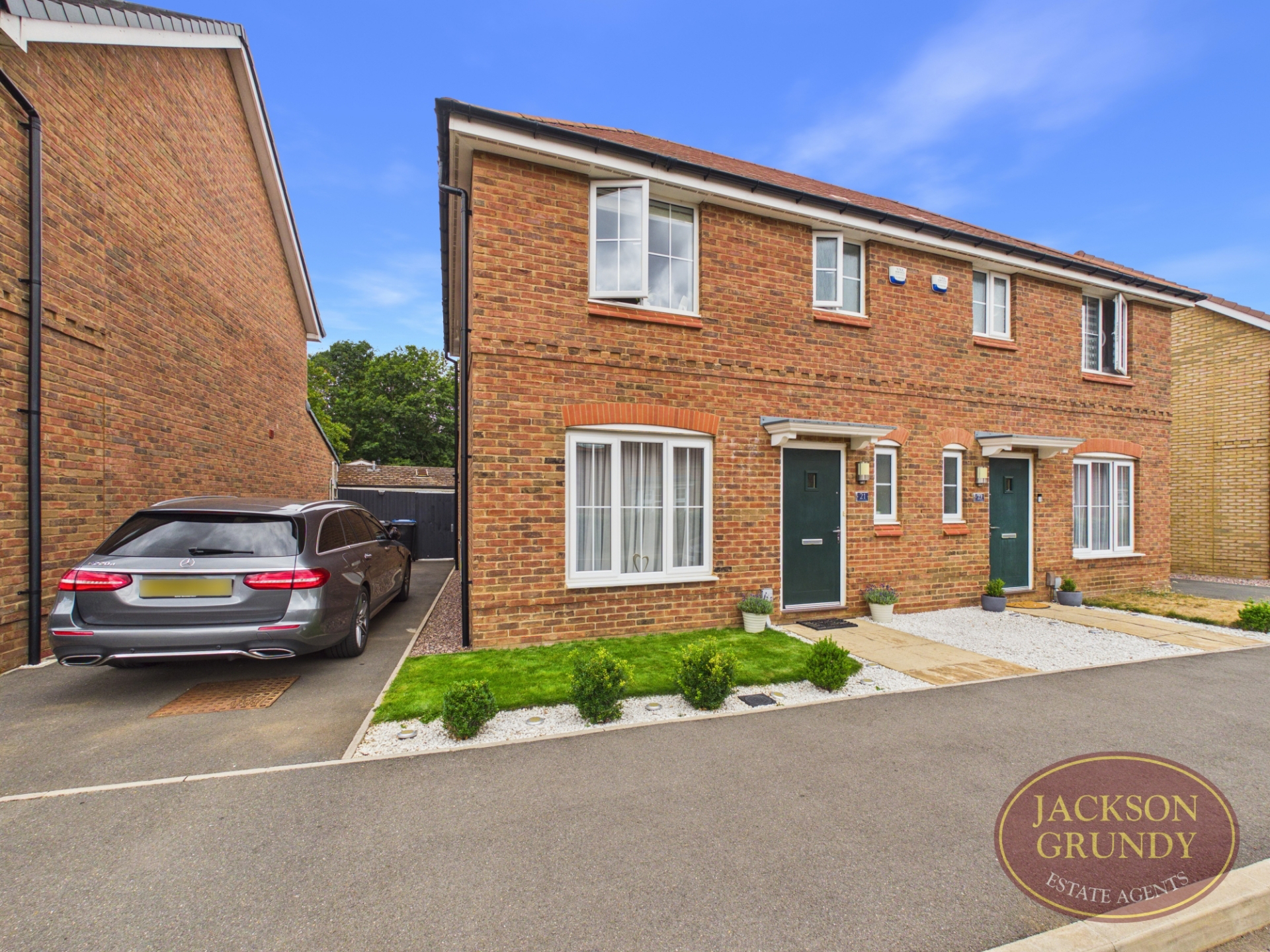 Vicarage Farm Drive, Abington Place, NN3 8BT