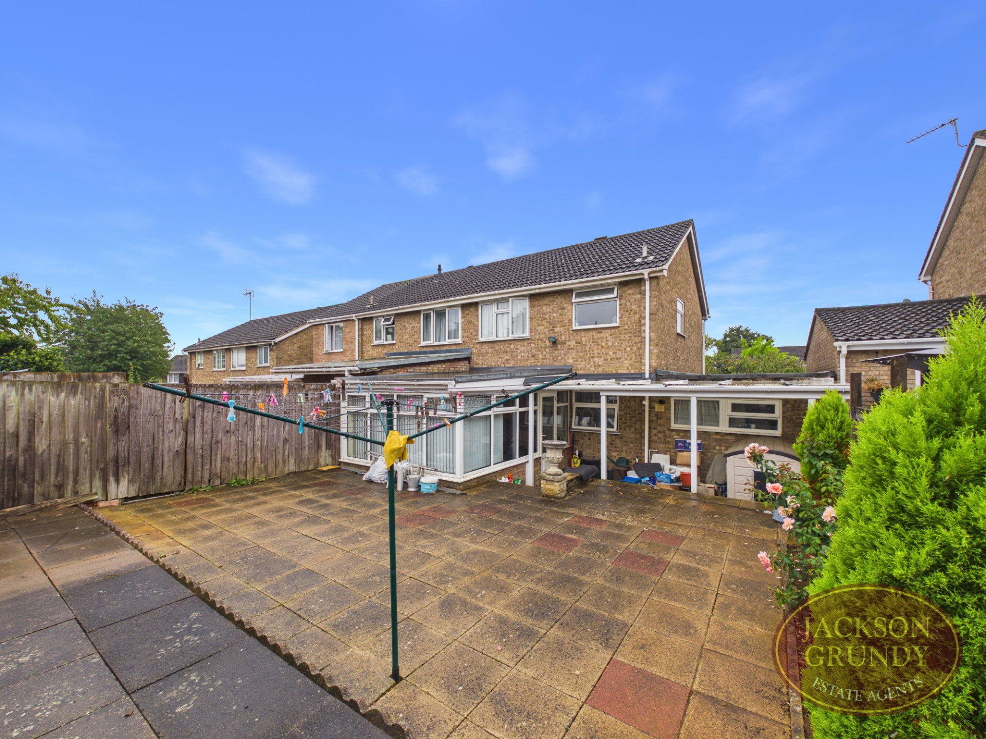 East Mead Court, Standens Barn, NN3 9DD, photo 2