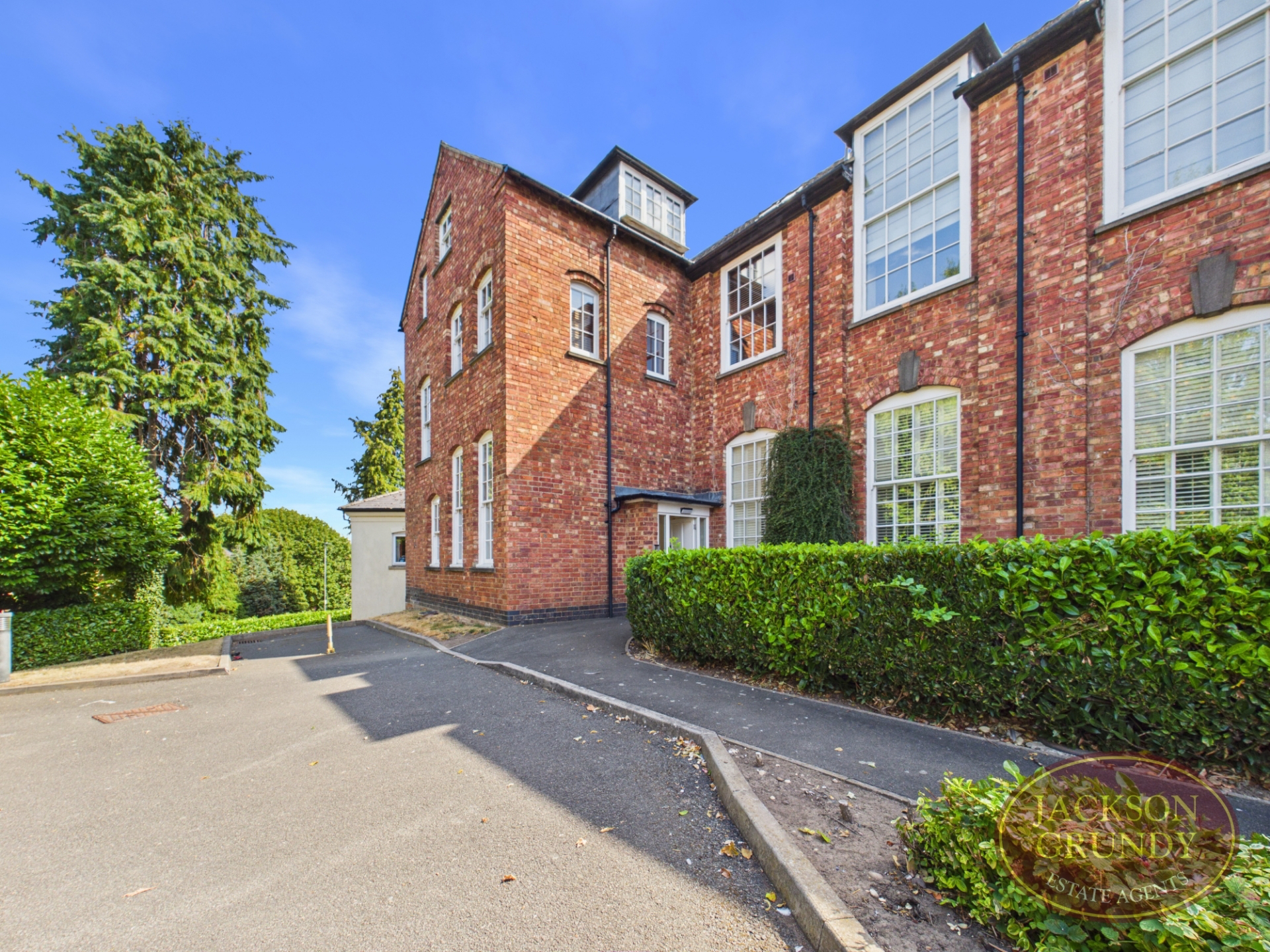 Thomas Webb Close, Daventry, NN11 4BP, photo 14