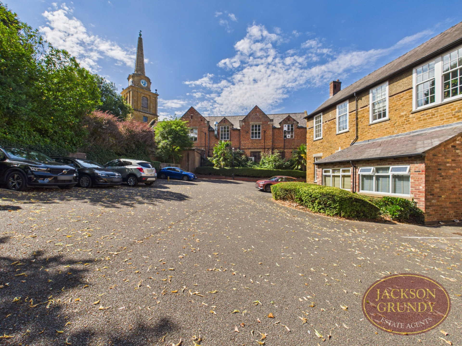 Thomas Webb Close, Daventry, NN11 4BP, photo 16
