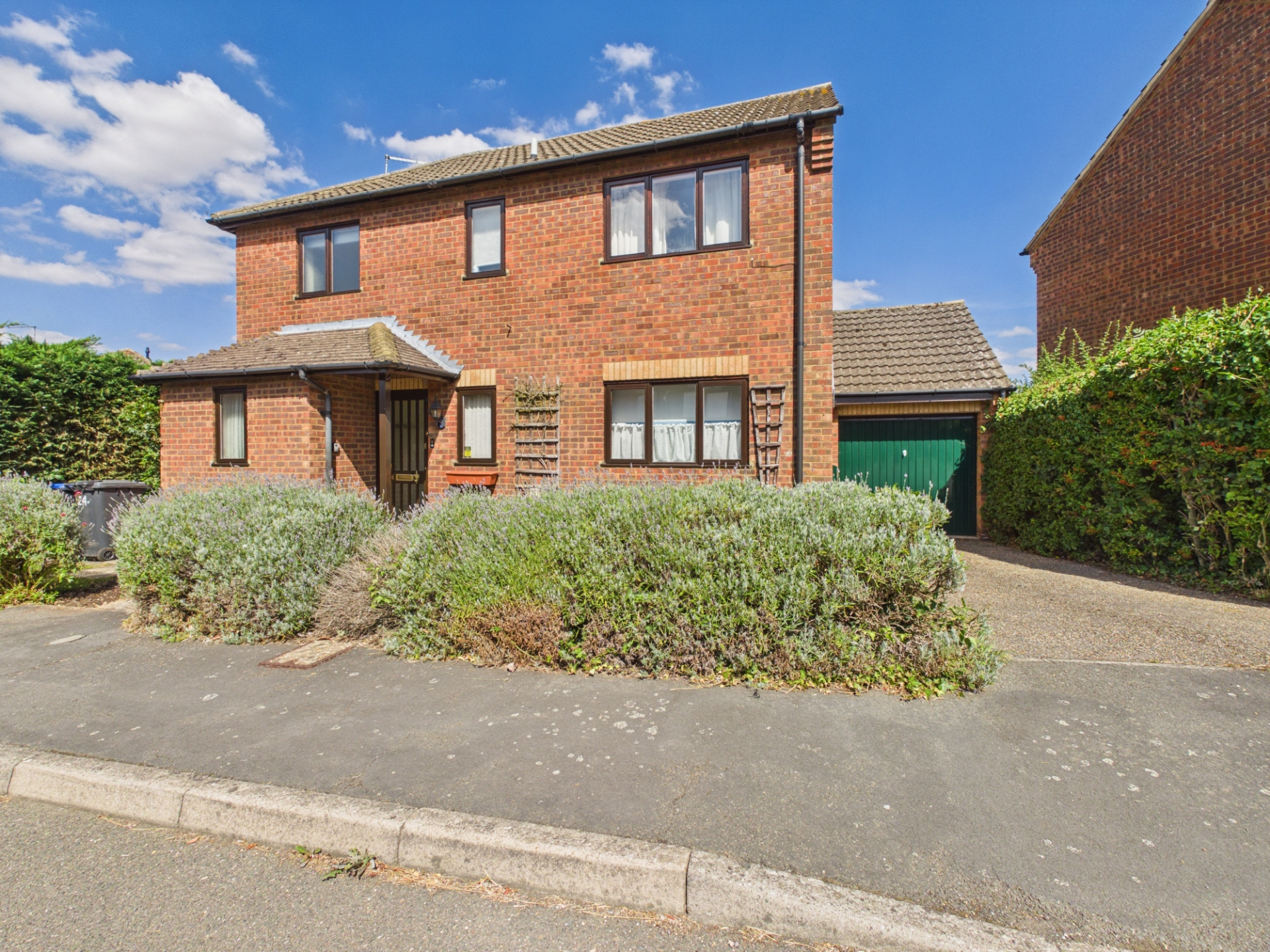 The Leys, Long Buckby, NN6 7YD