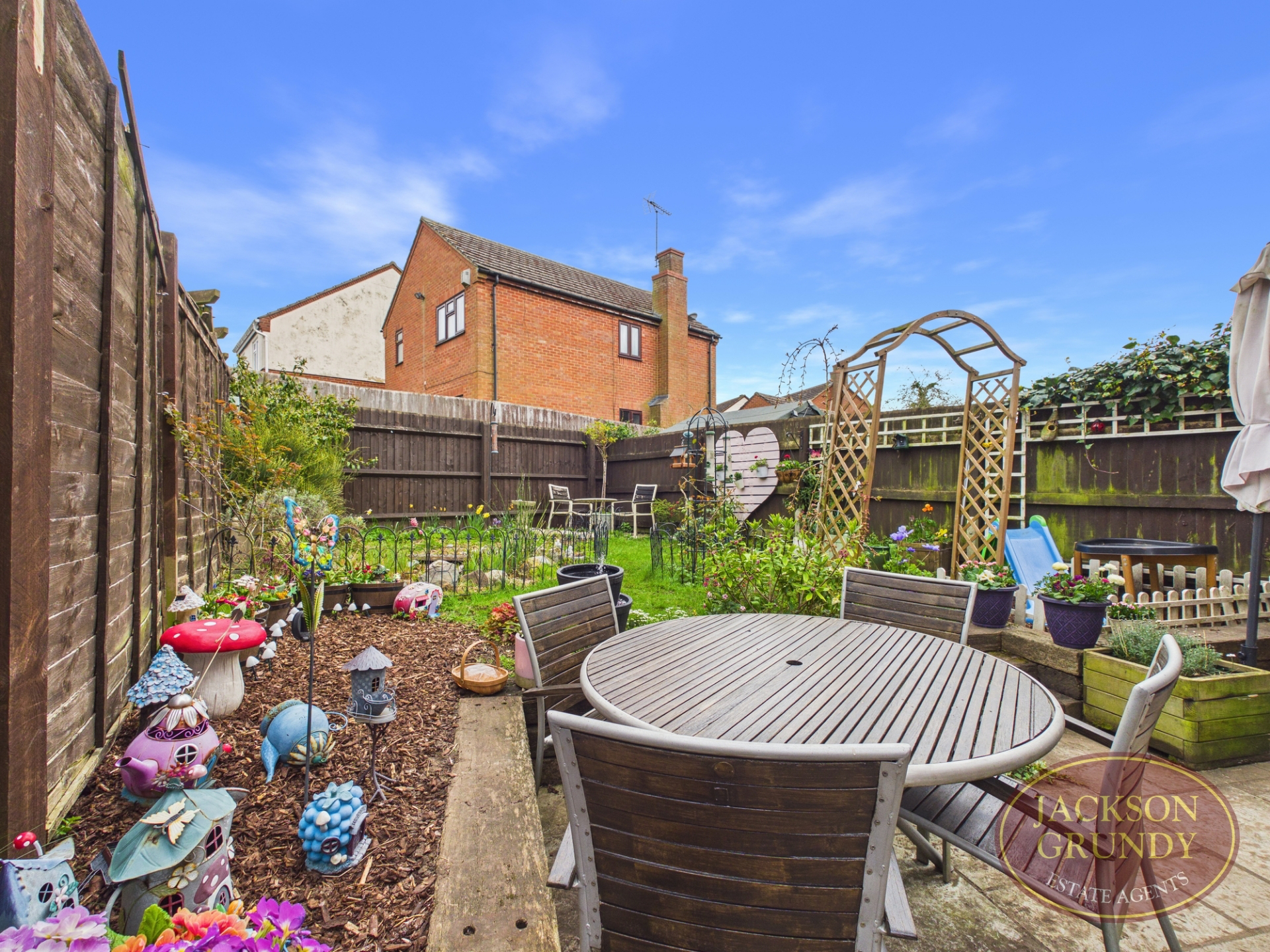 Spencer Road, Long Buckby, NN6 7YP, photo 2