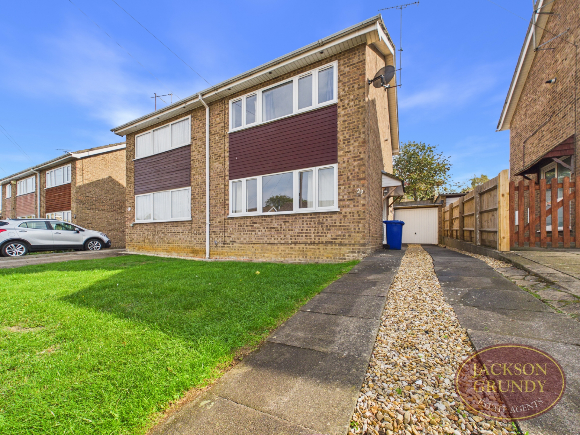 Pond Bank, Blisworth, NN7 3EL