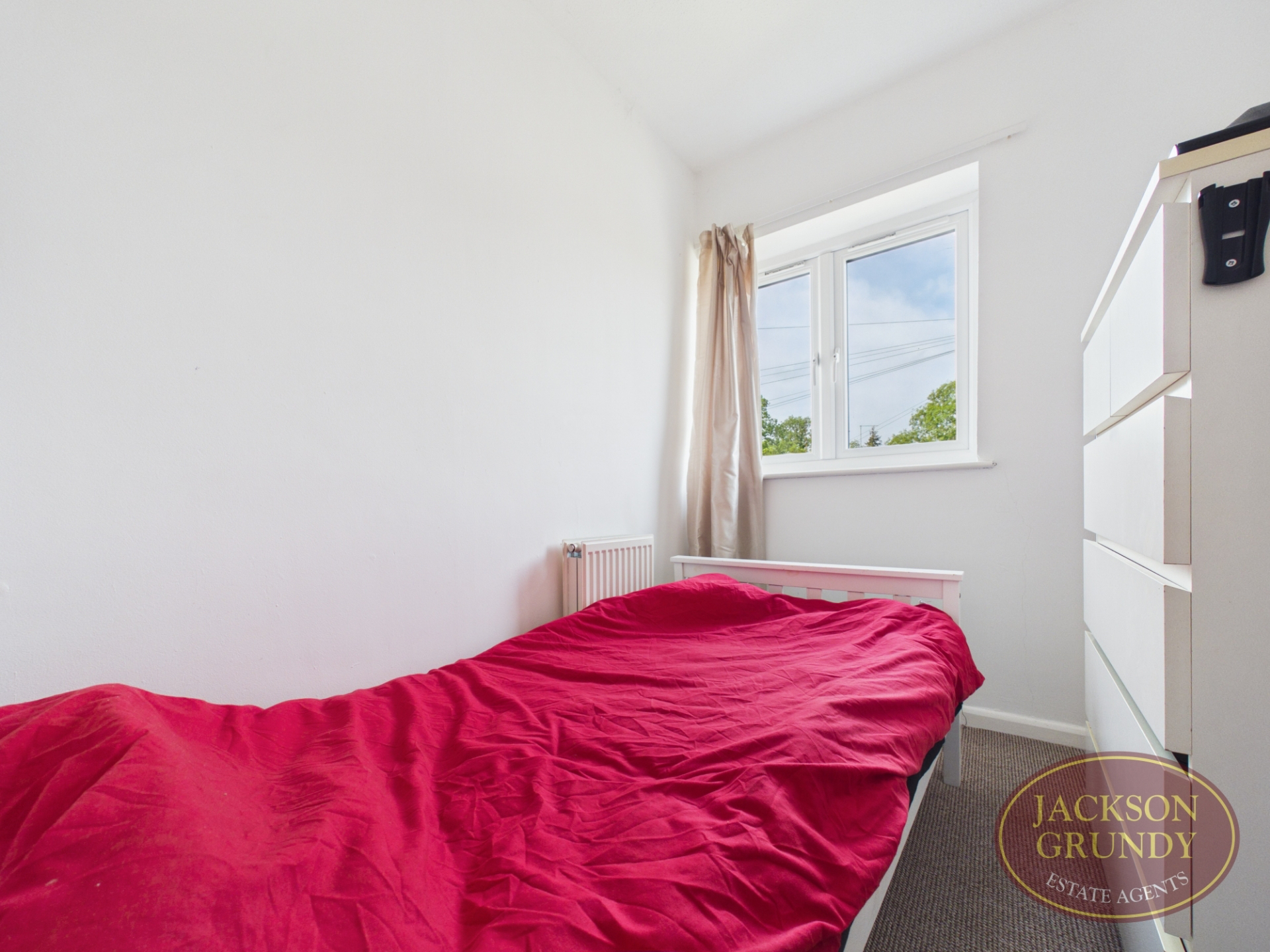Pond Bank, Blisworth, NN7 3EL, photo 8