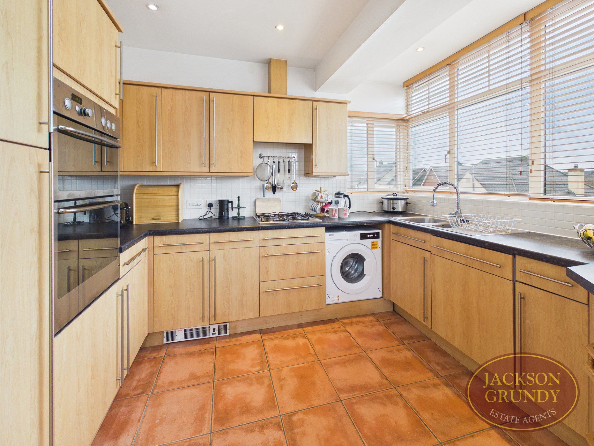 St. Crispin Crescent, St Crispin, NN5 6GD, photo 2