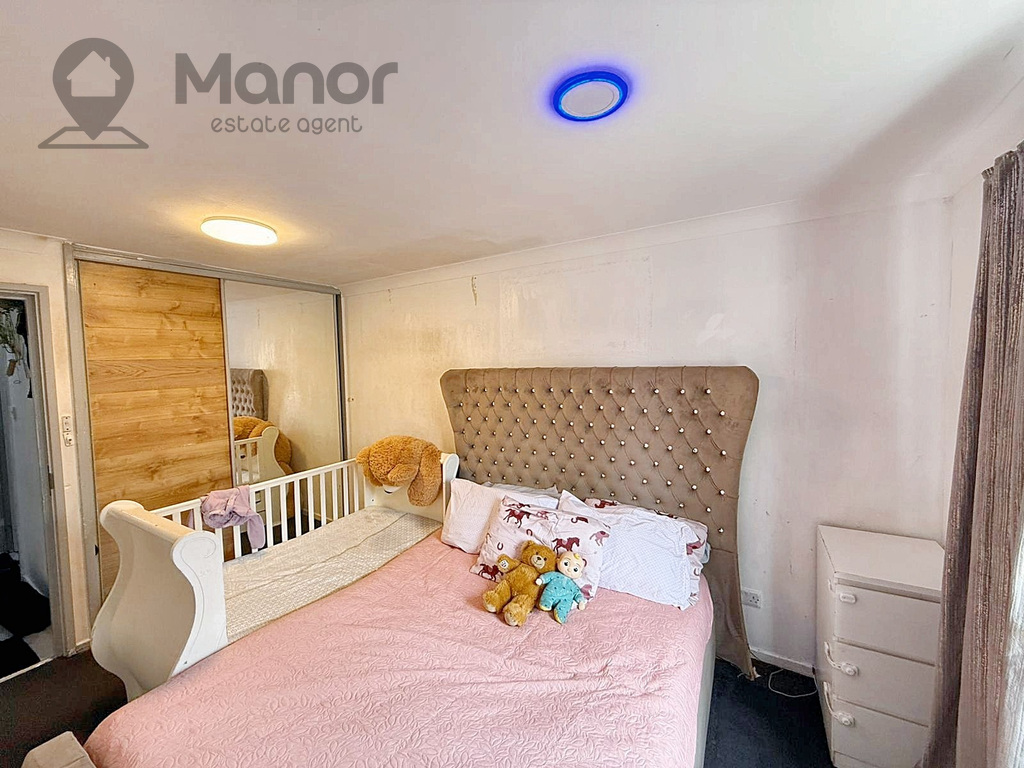 Ashdown Court, Harts Lane, Barking, IG11 8LE, photo 10