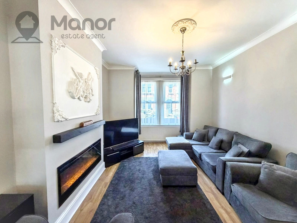 Strone Road, Manor Park, London, Greater London, photo 2