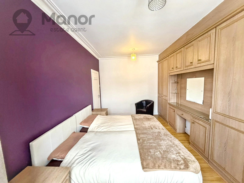 Strone Road, Manor Park, London, Greater London, photo 16