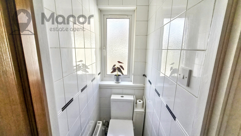 Maypole Crescent, Hainault, IG6 2UJ, photo 5