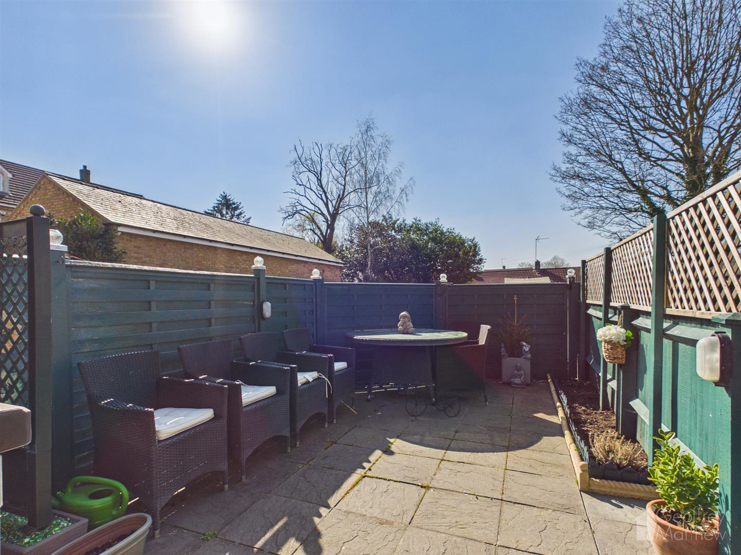 High Street, Roydon, Harlow, photo 11